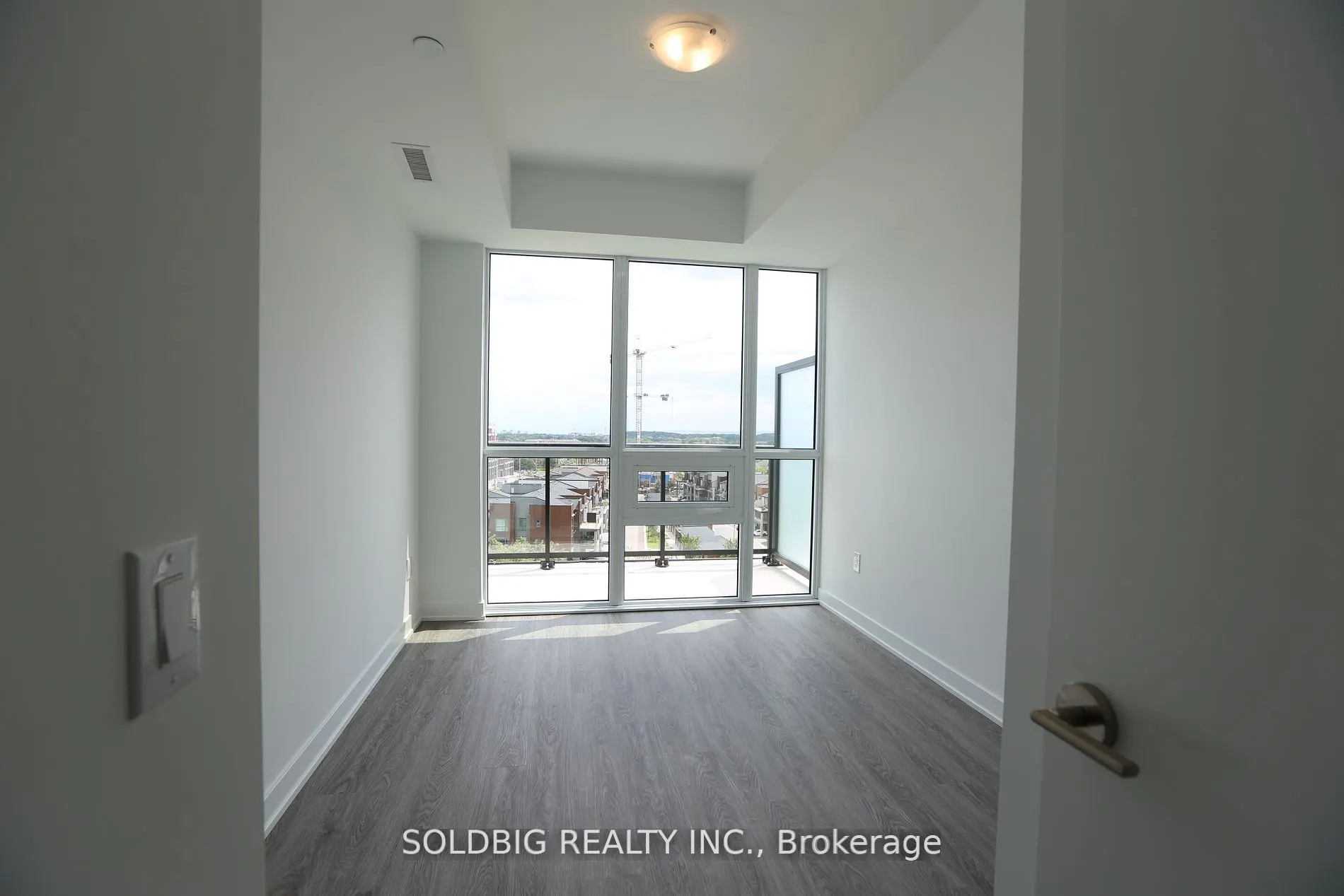 3005 pine glen Road, #712