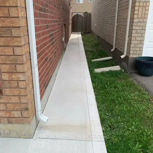 39 bramtrail Gate