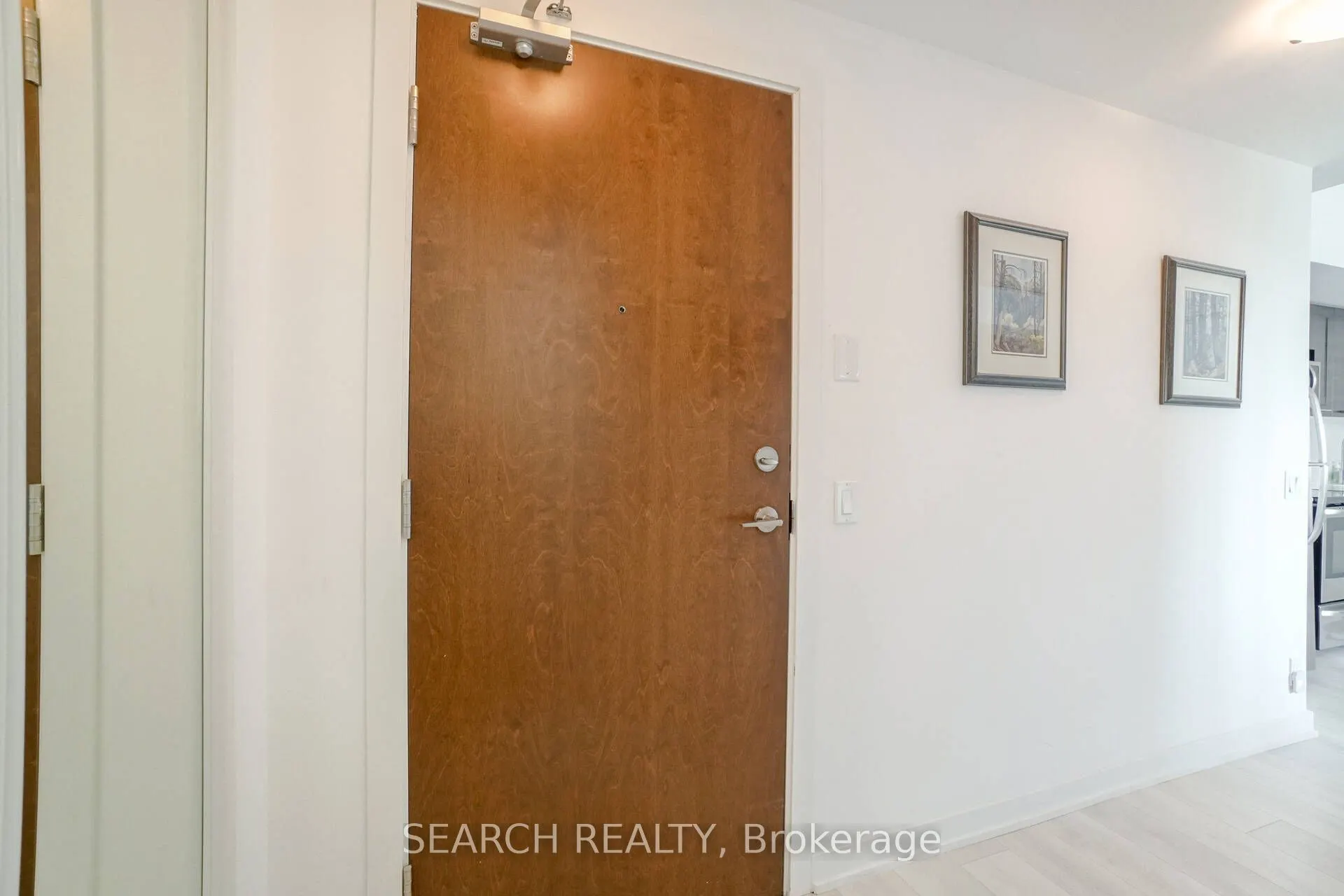 2212 Lakeshore Boulevard W, #316