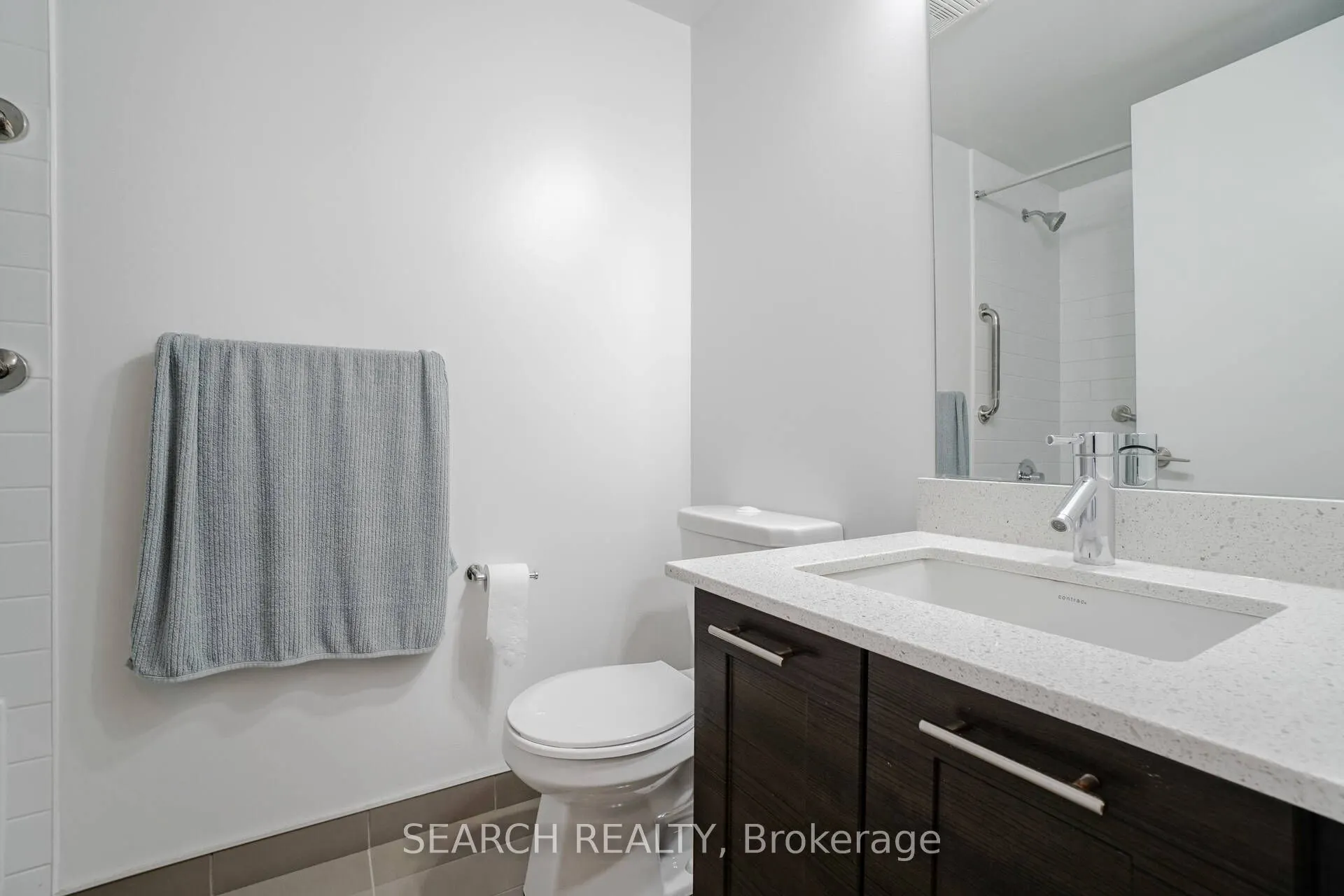 2212 Lakeshore Boulevard W, #316