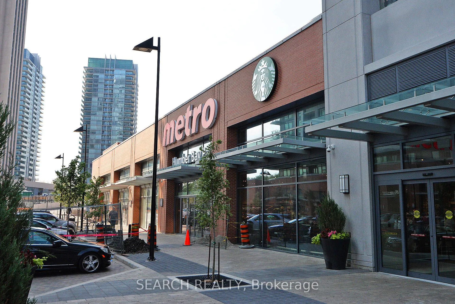 2212 Lakeshore Boulevard W, #316