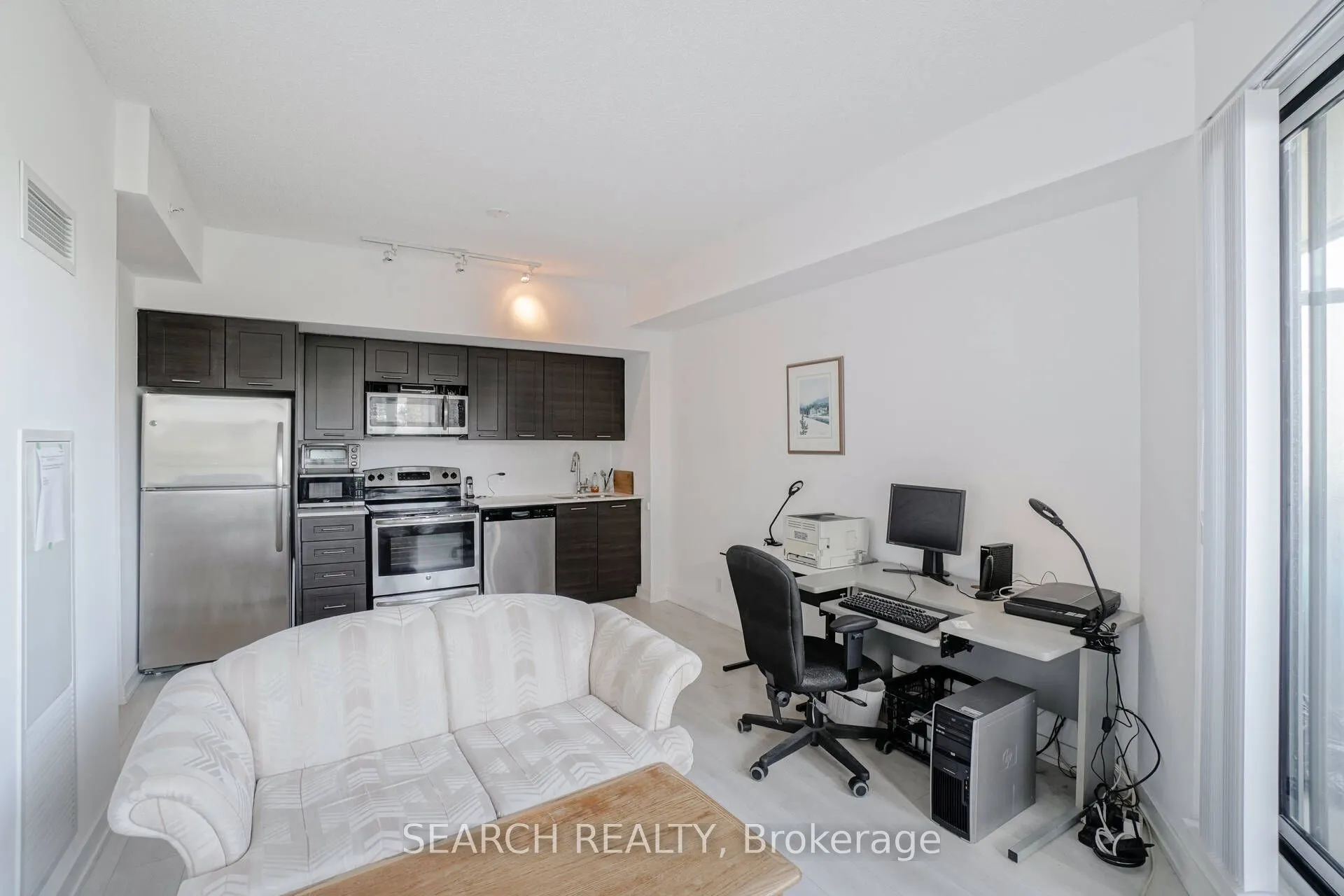 2212 Lakeshore Boulevard W, #316