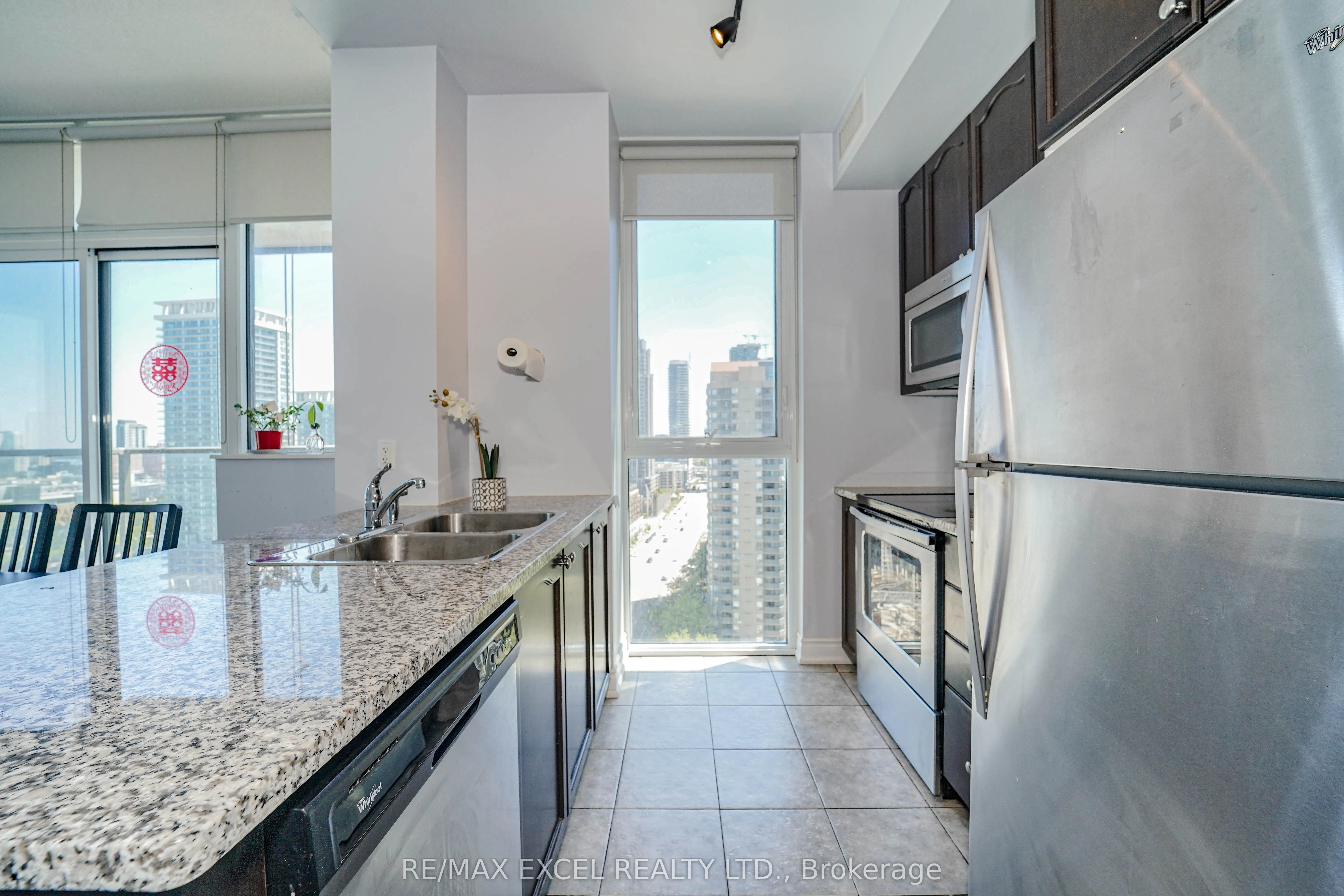 339 Rathburn Road W, #1905