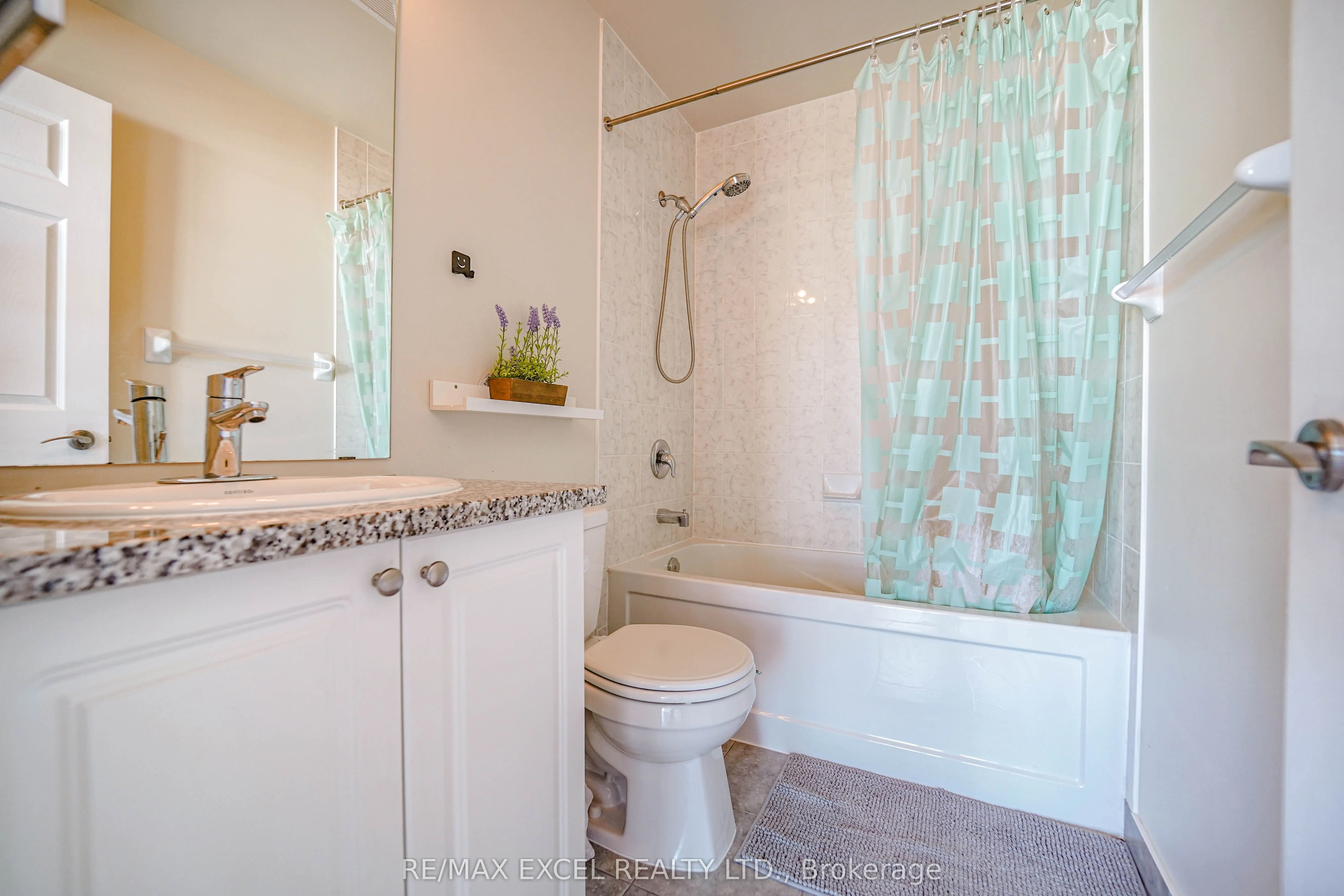 339 Rathburn Road W, #1905