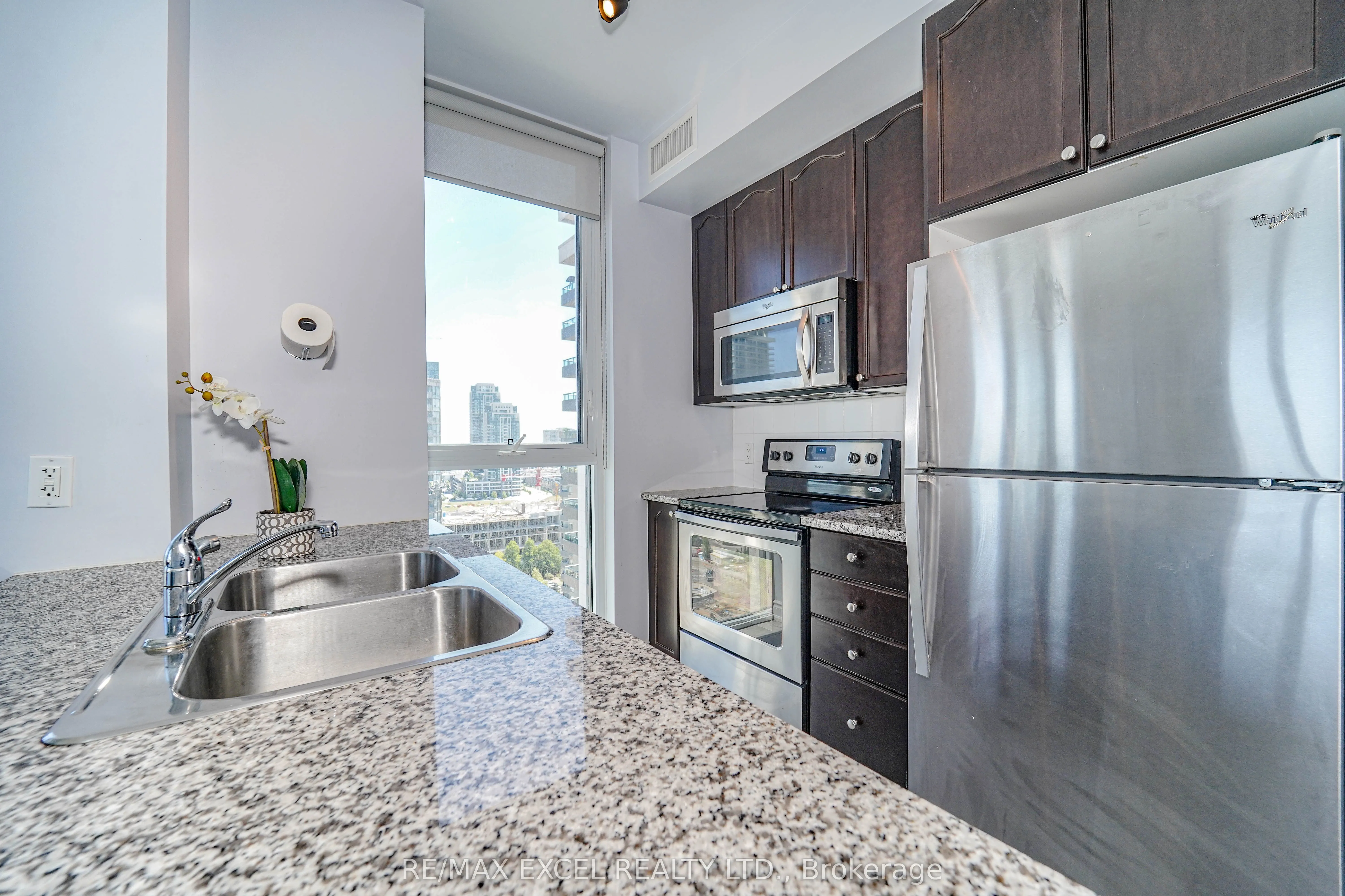 339 Rathburn Road W, #1905
