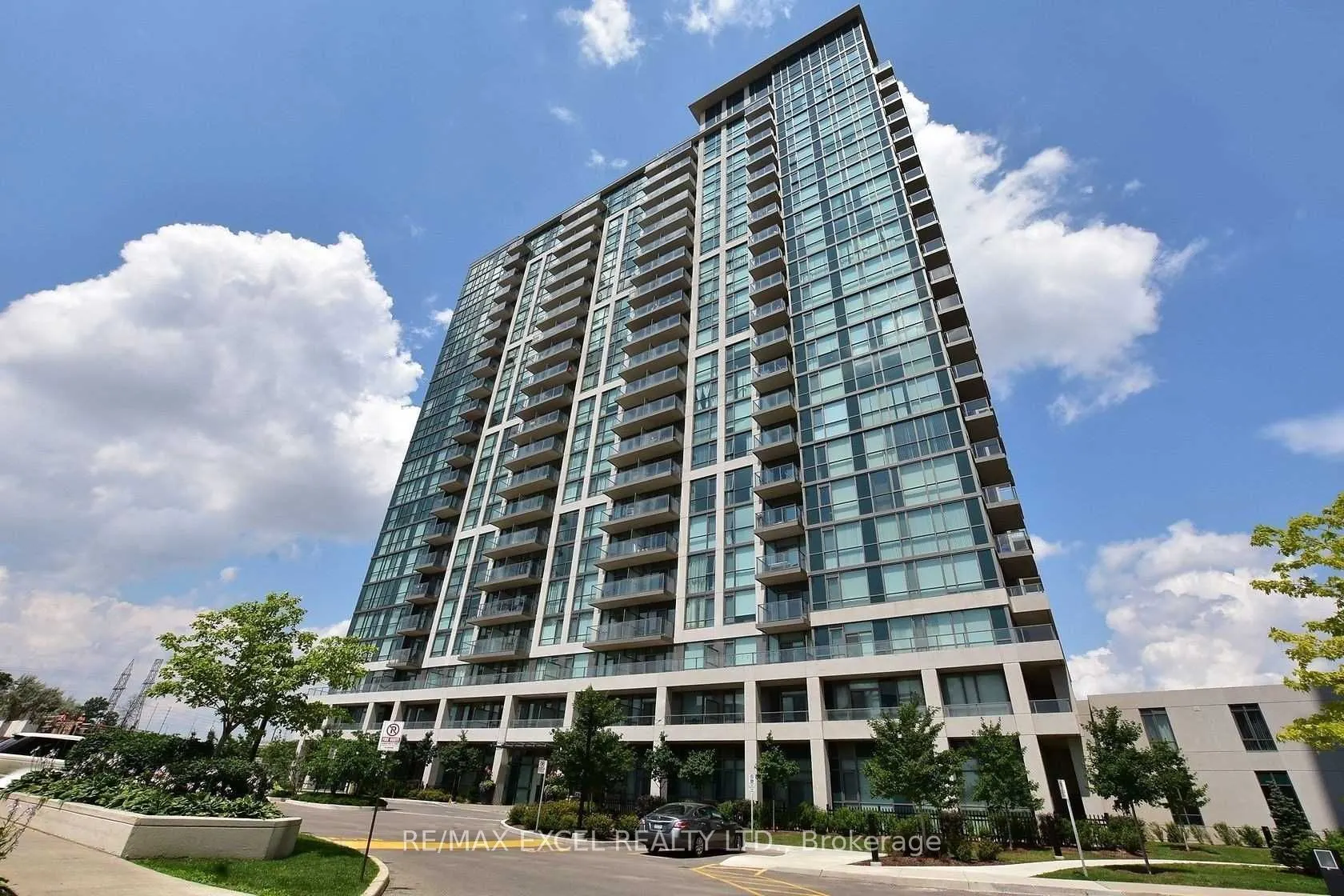 339 Rathburn Road W, #1905