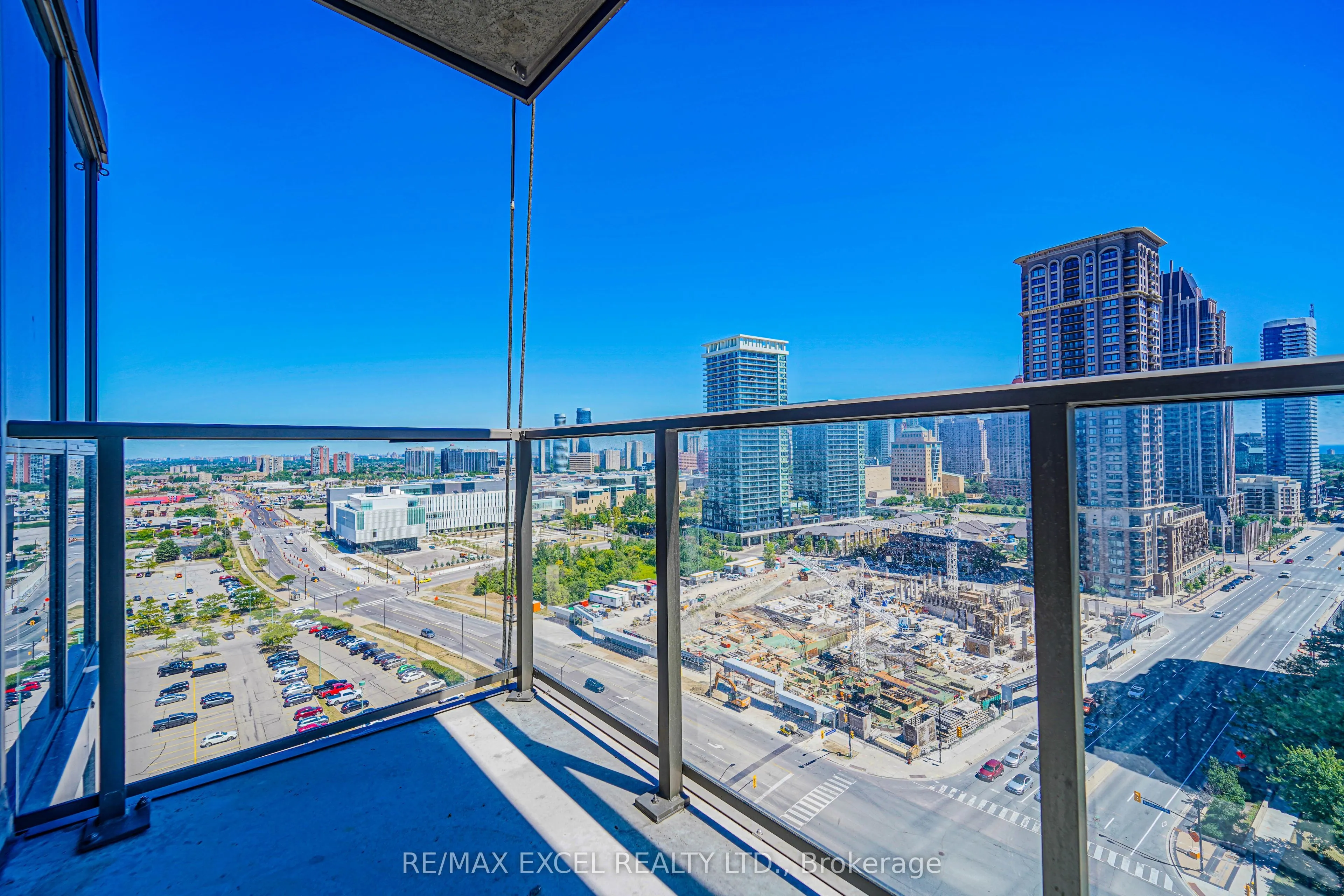 339 Rathburn Road W, #1905