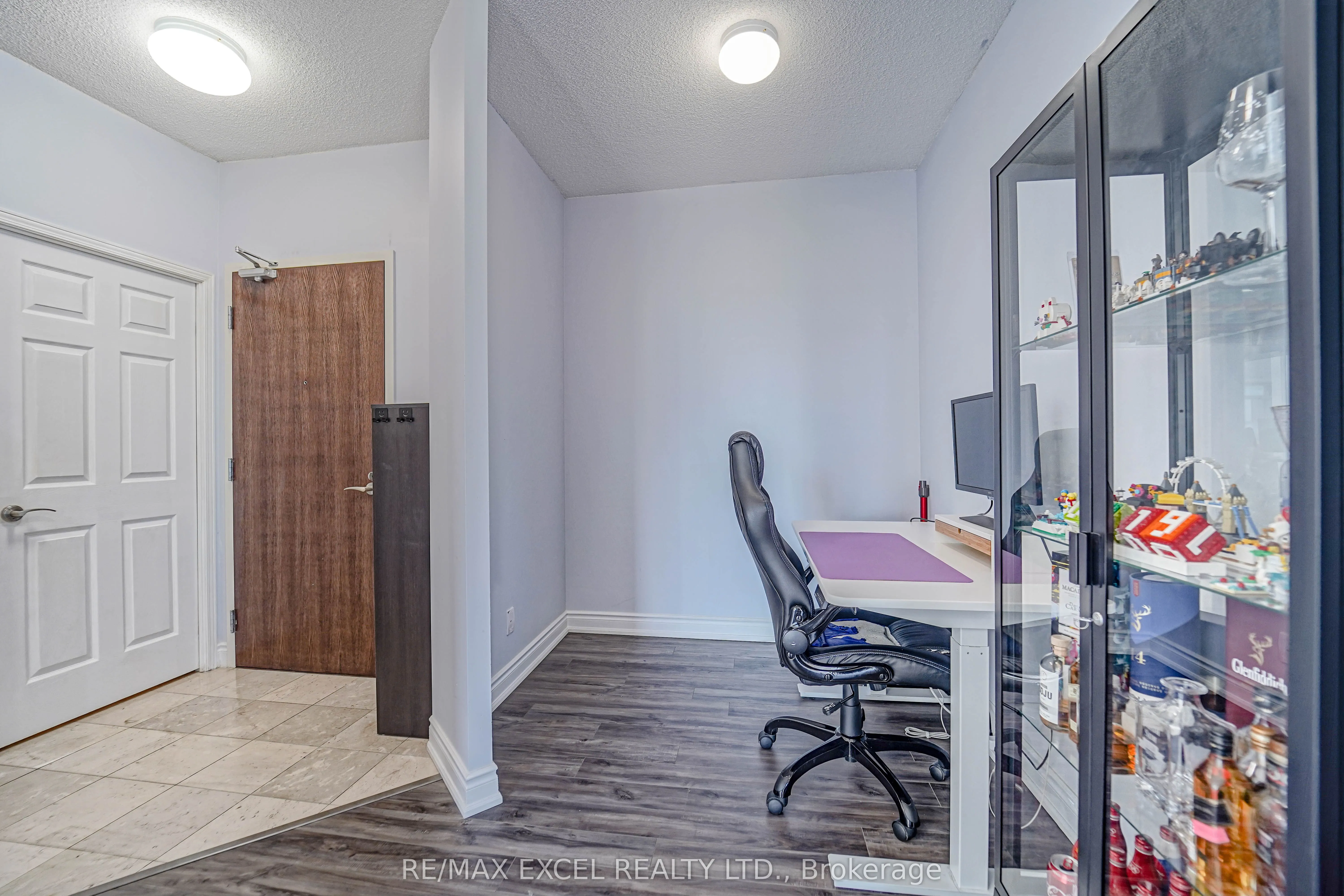 339 Rathburn Road W, #1905