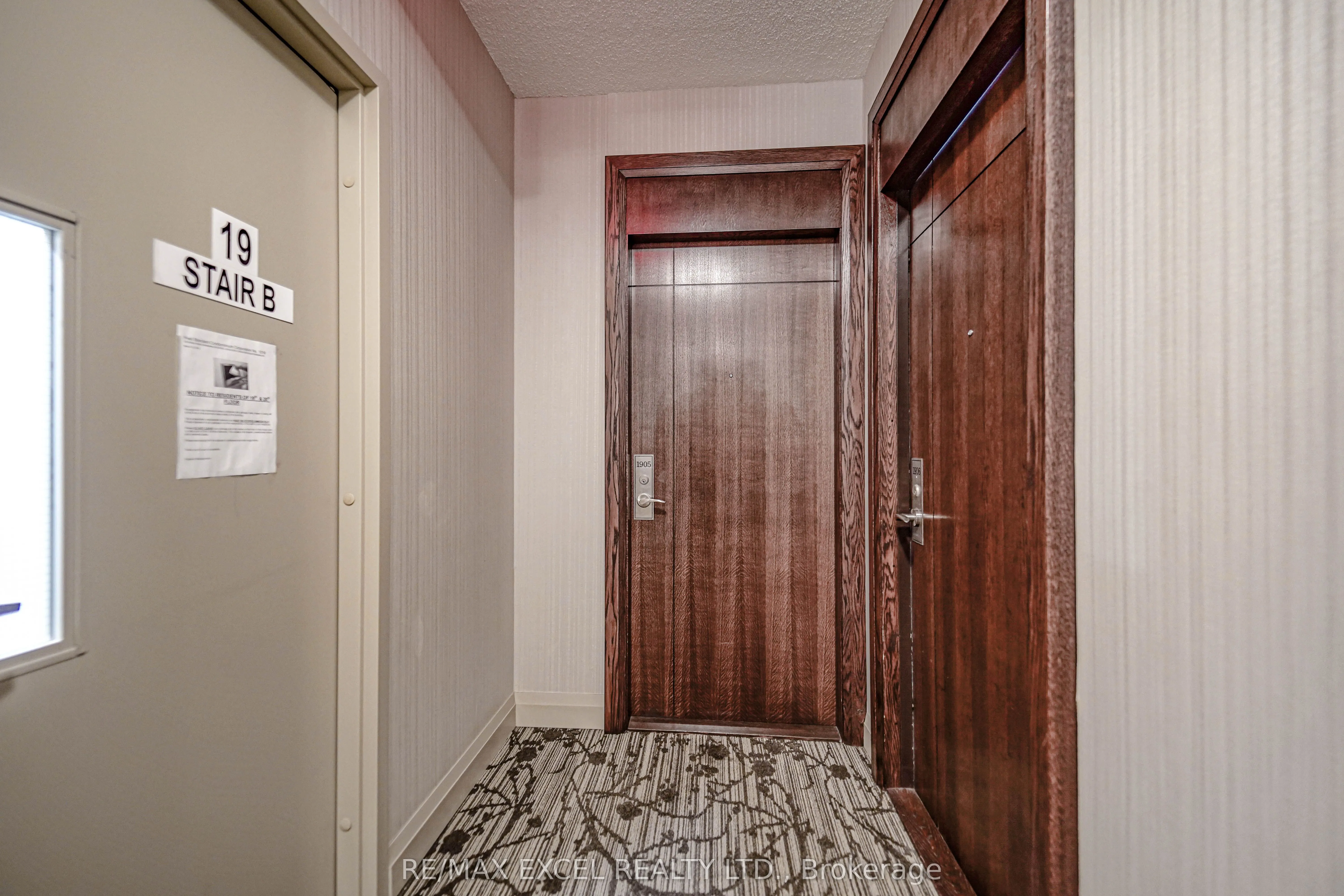 339 Rathburn Road W, #1905