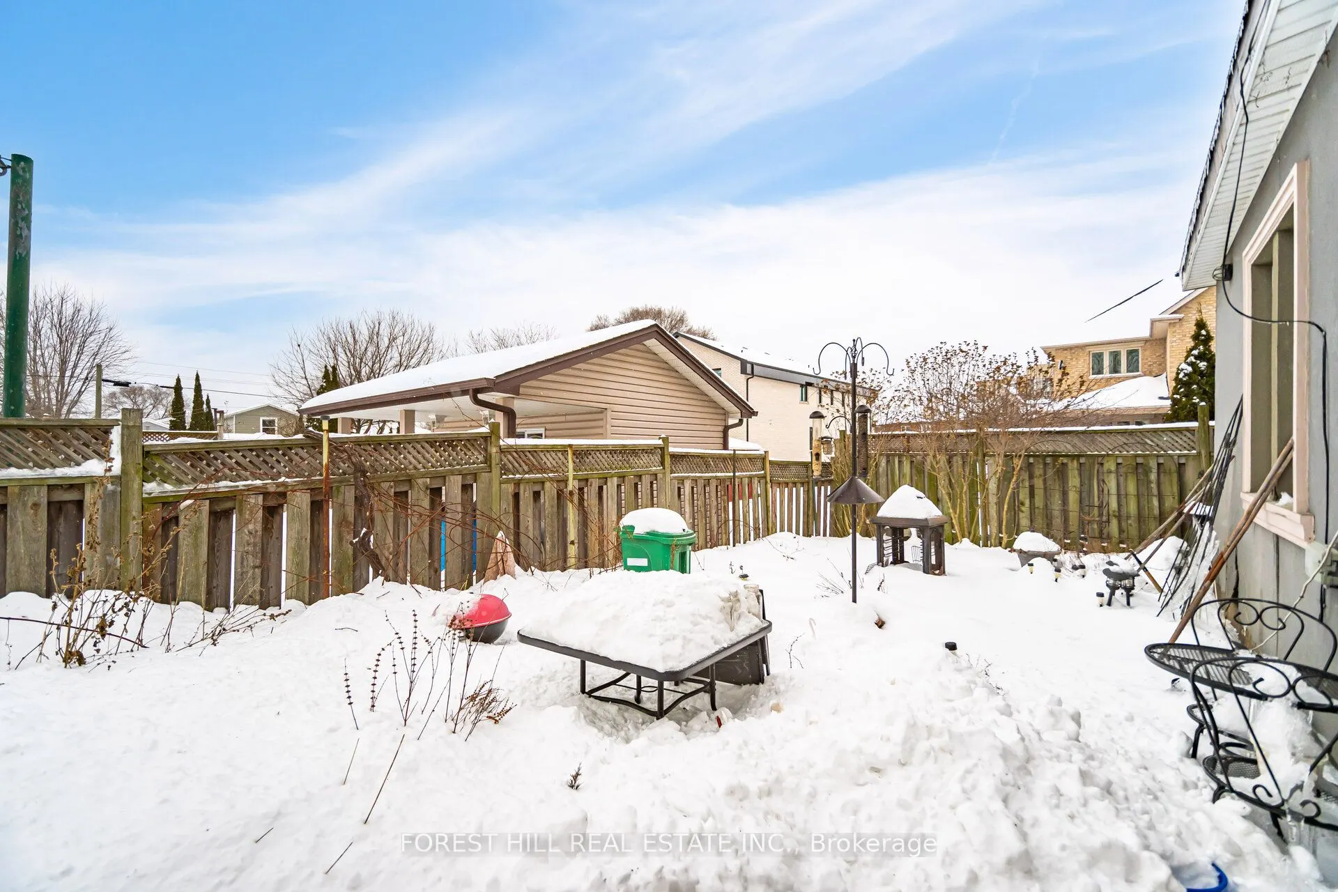 1162 Northmount Avenue