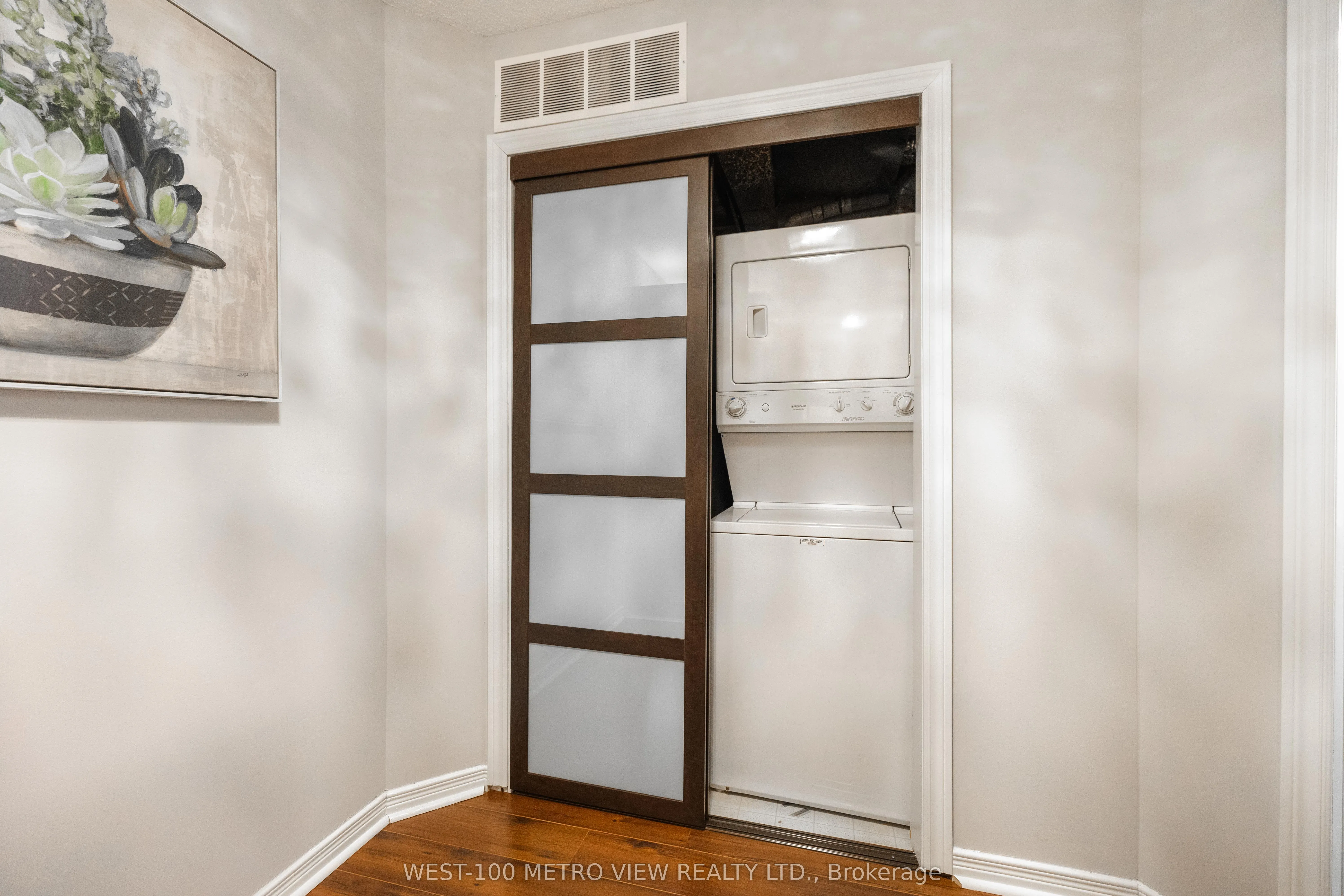 2040 Cleaver Avenue, #209