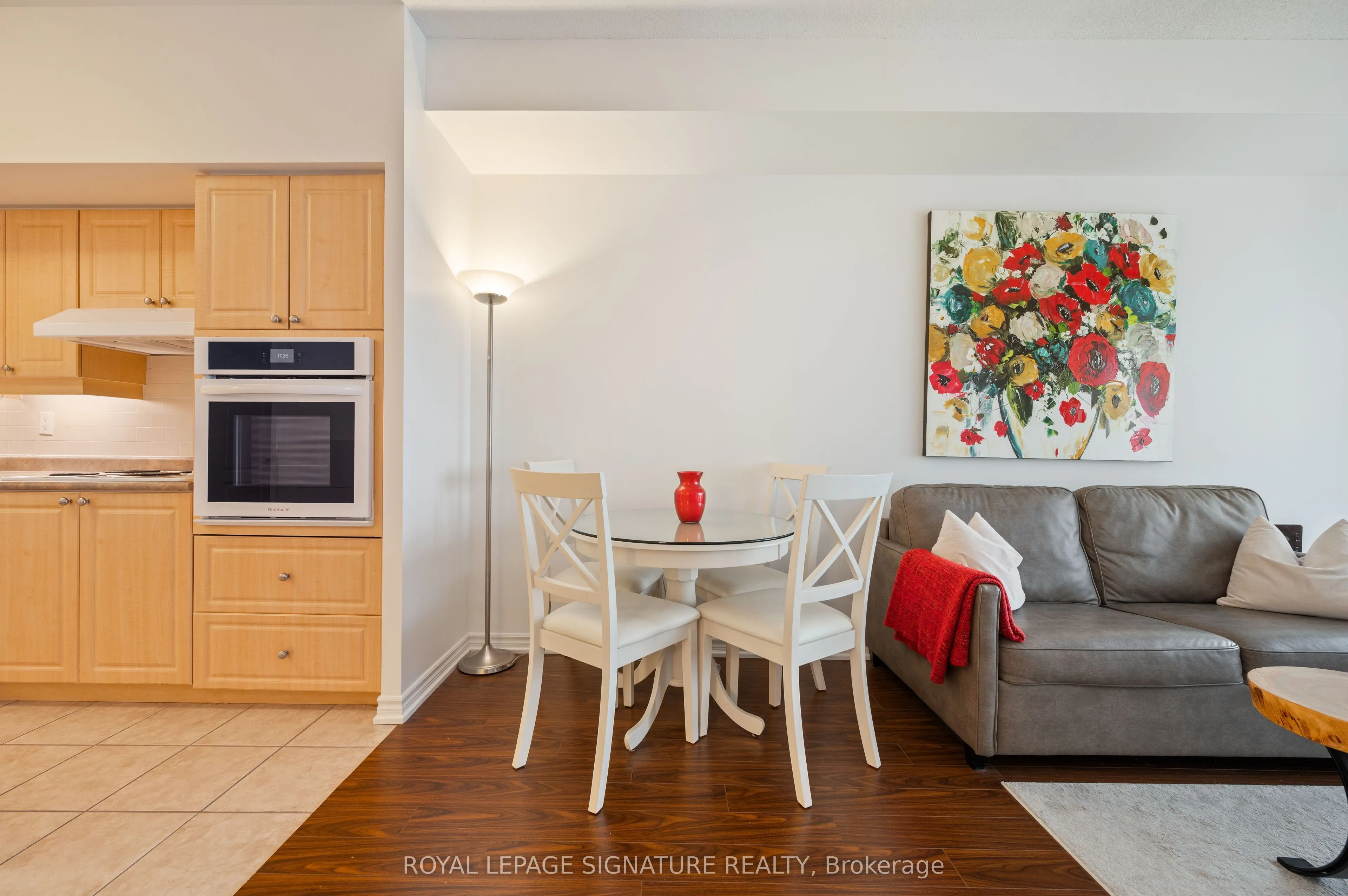 810 Scollard Court, #1003