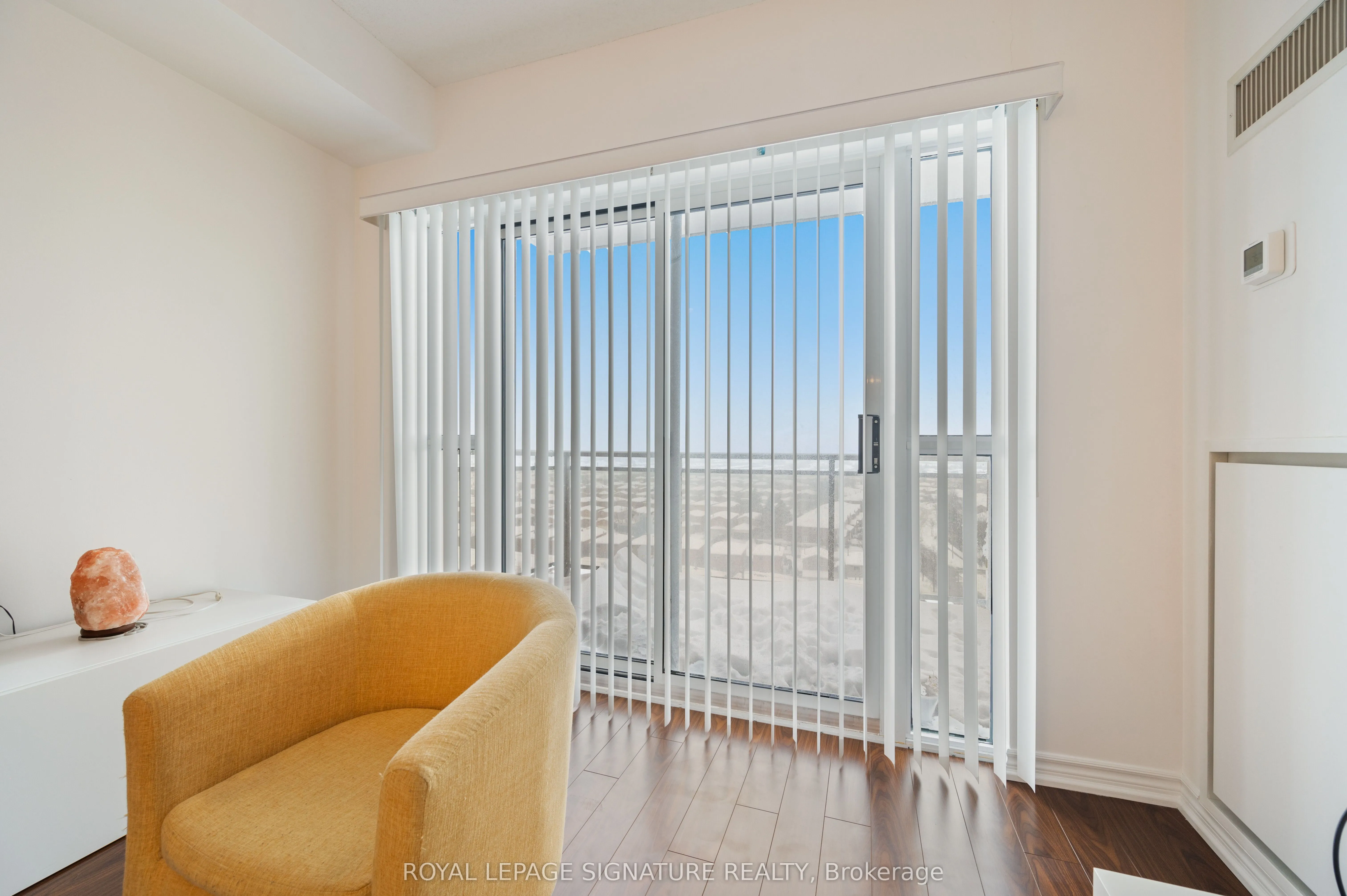 810 Scollard Court, #1003