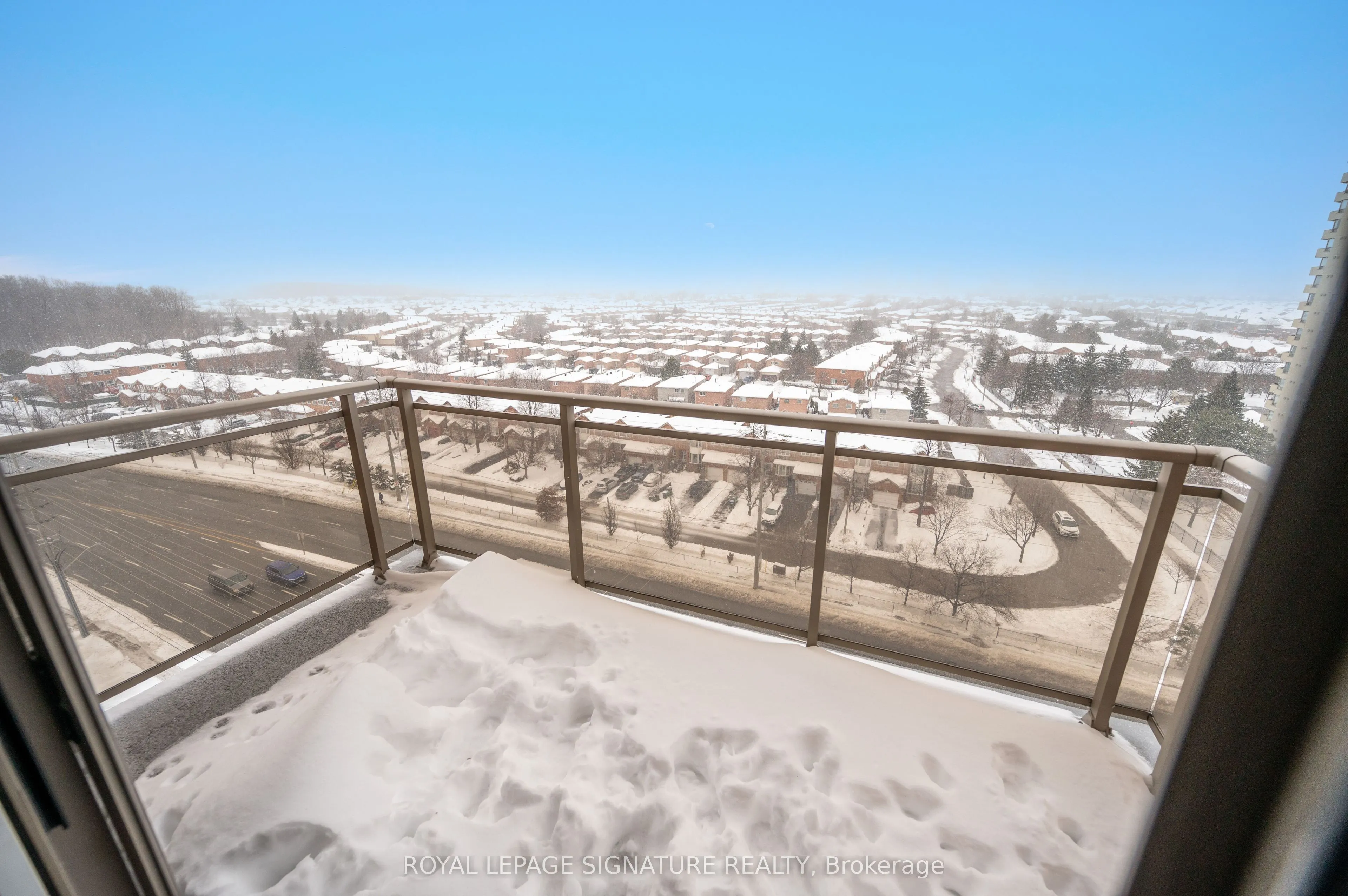 810 Scollard Court, #1003