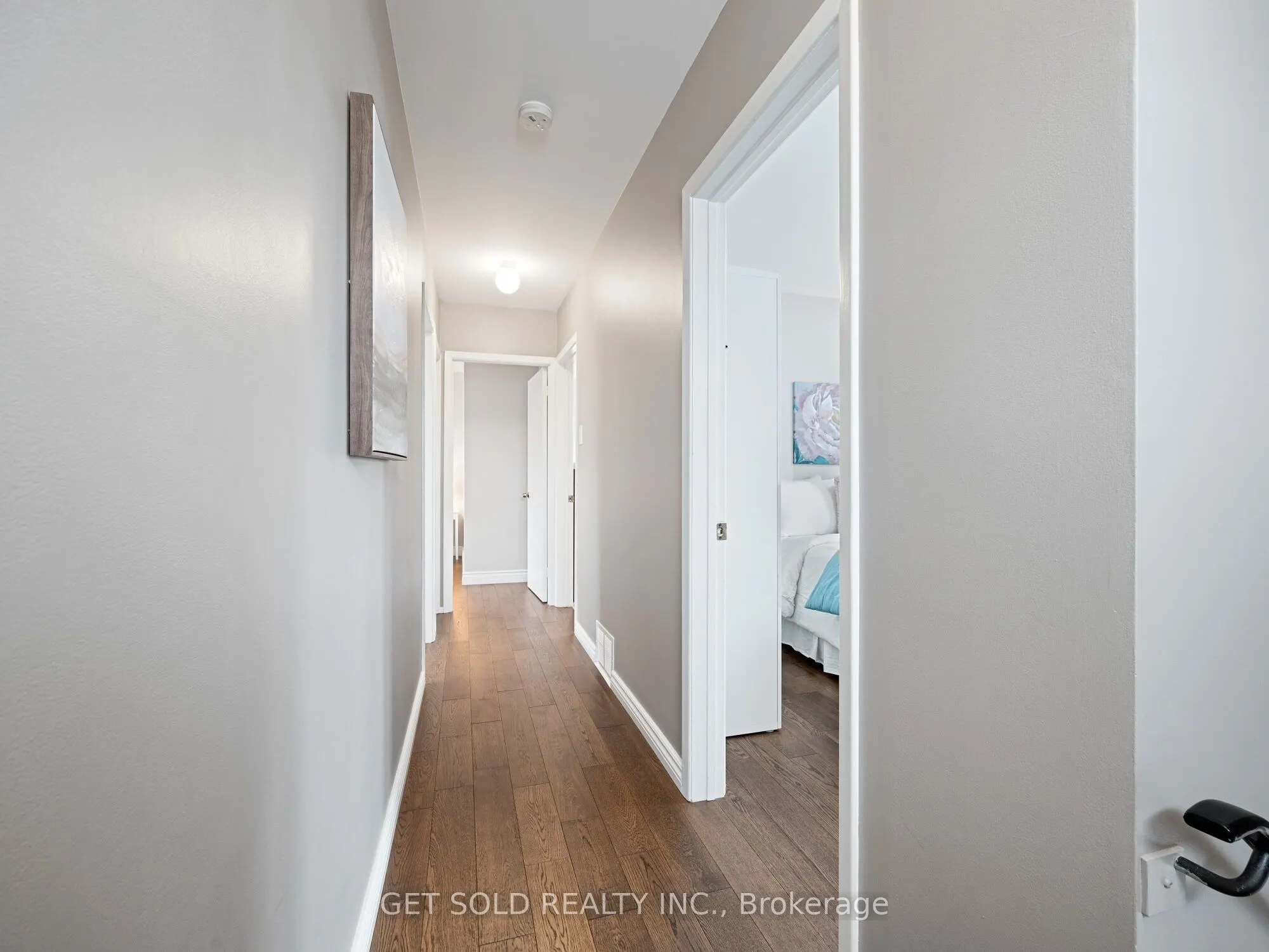 50 Ringway Crescent
