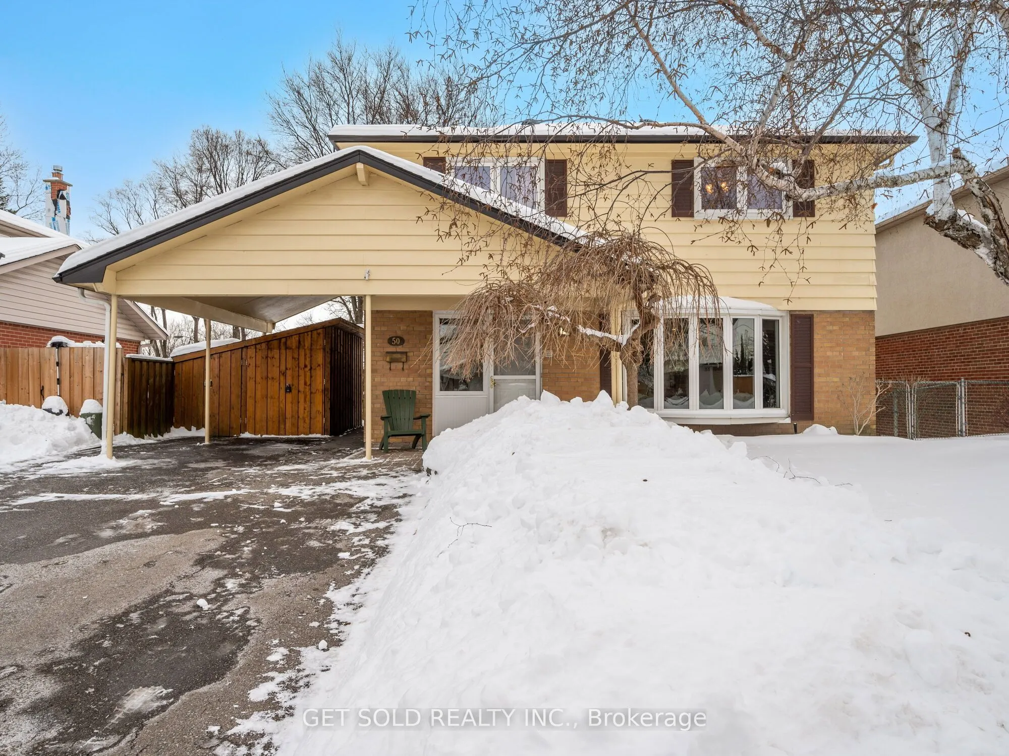 50 Ringway Crescent