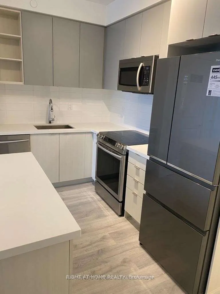 4699 Glen Erin Drive, #1210