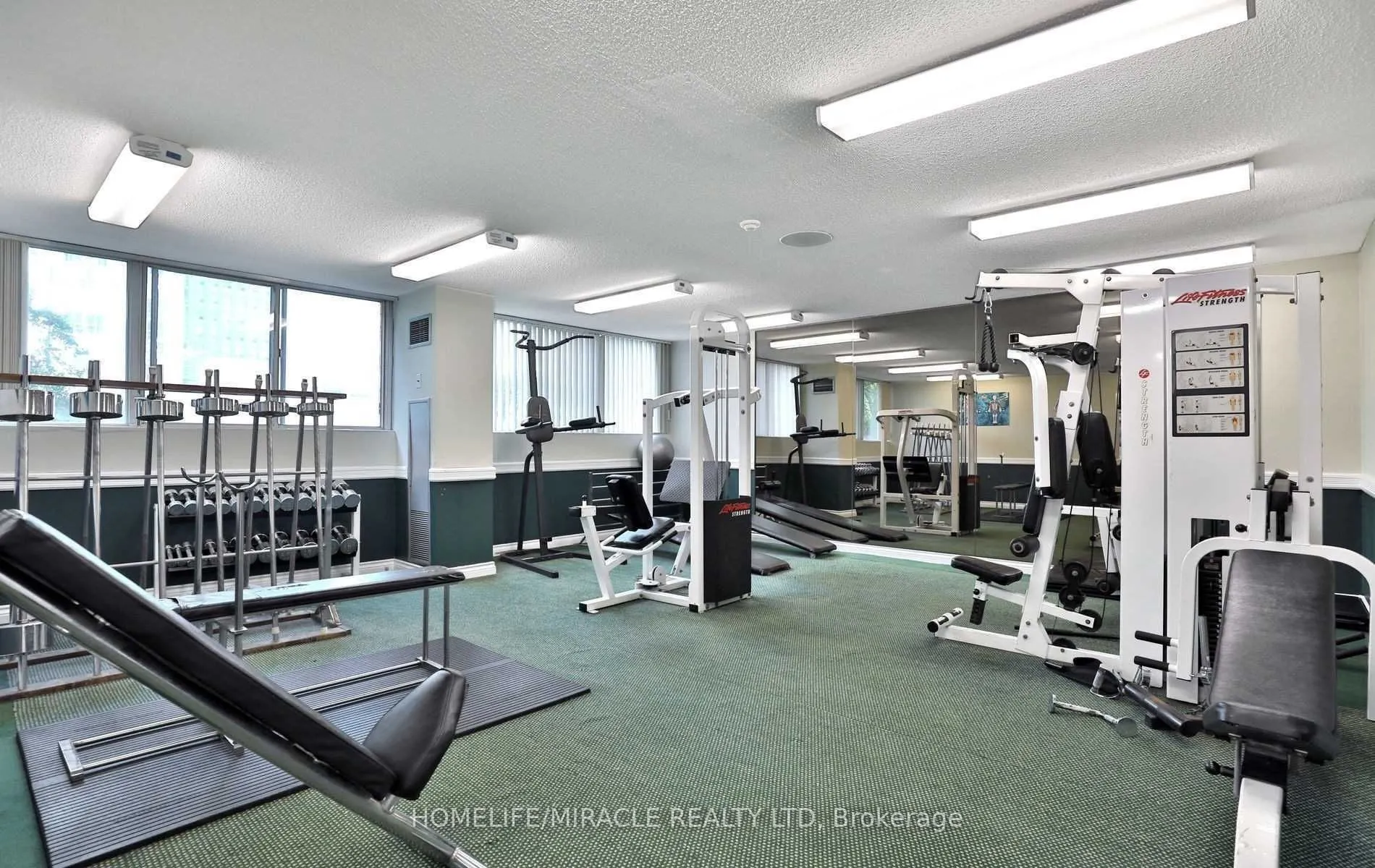 3700 Kaneff Crescent, #1602