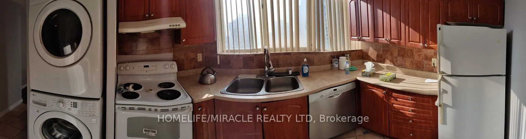 3700 Kaneff Crescent, #1602