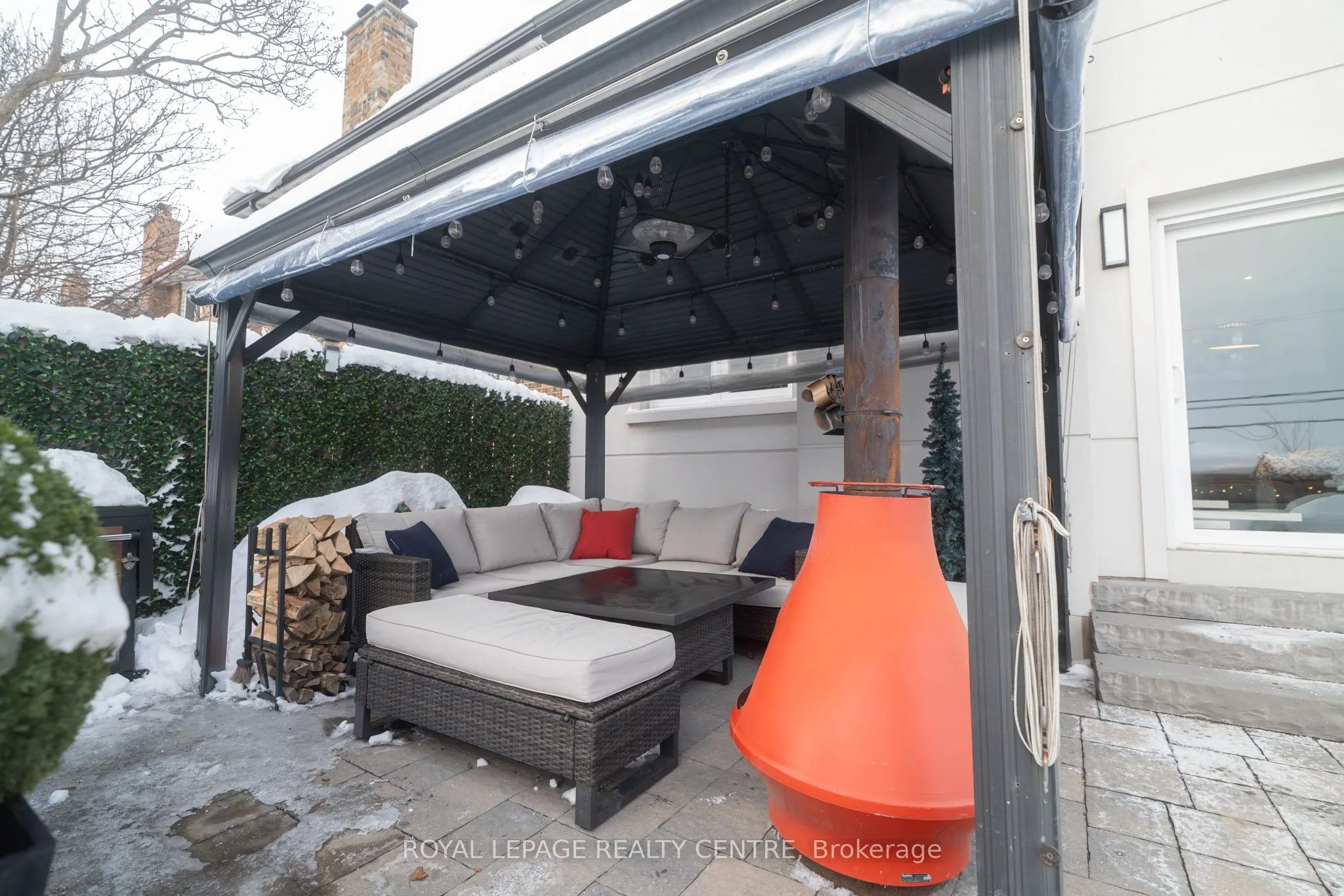 110 Simmons Boulevard