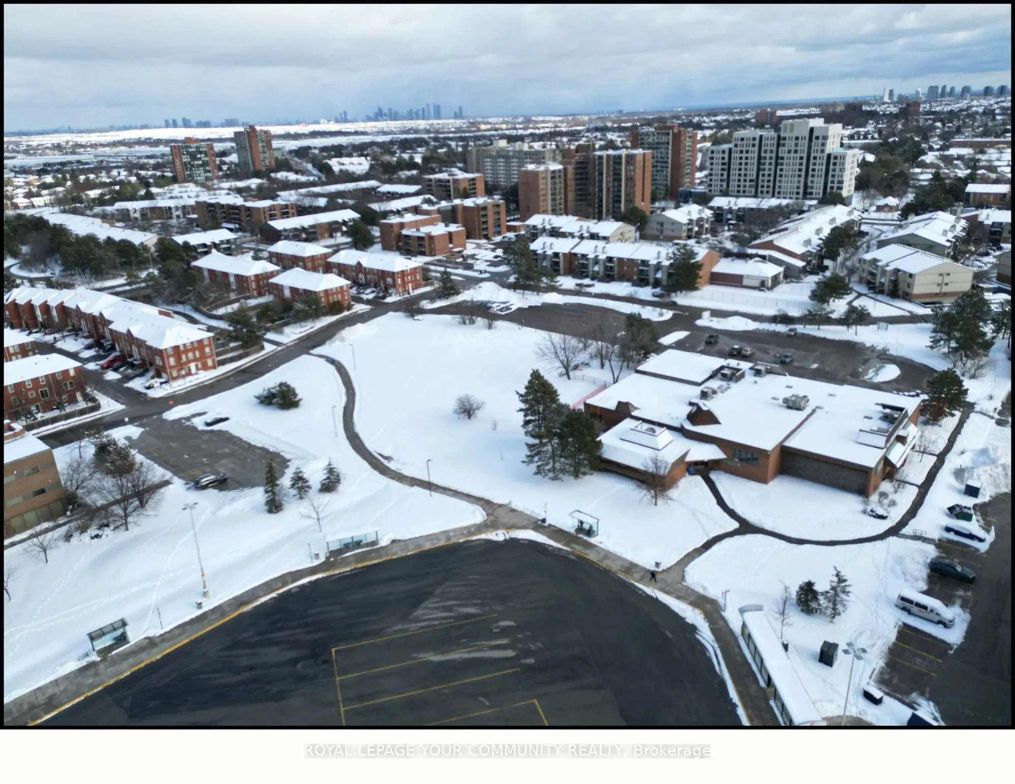 6945 Meadowvale Town Centre Circle