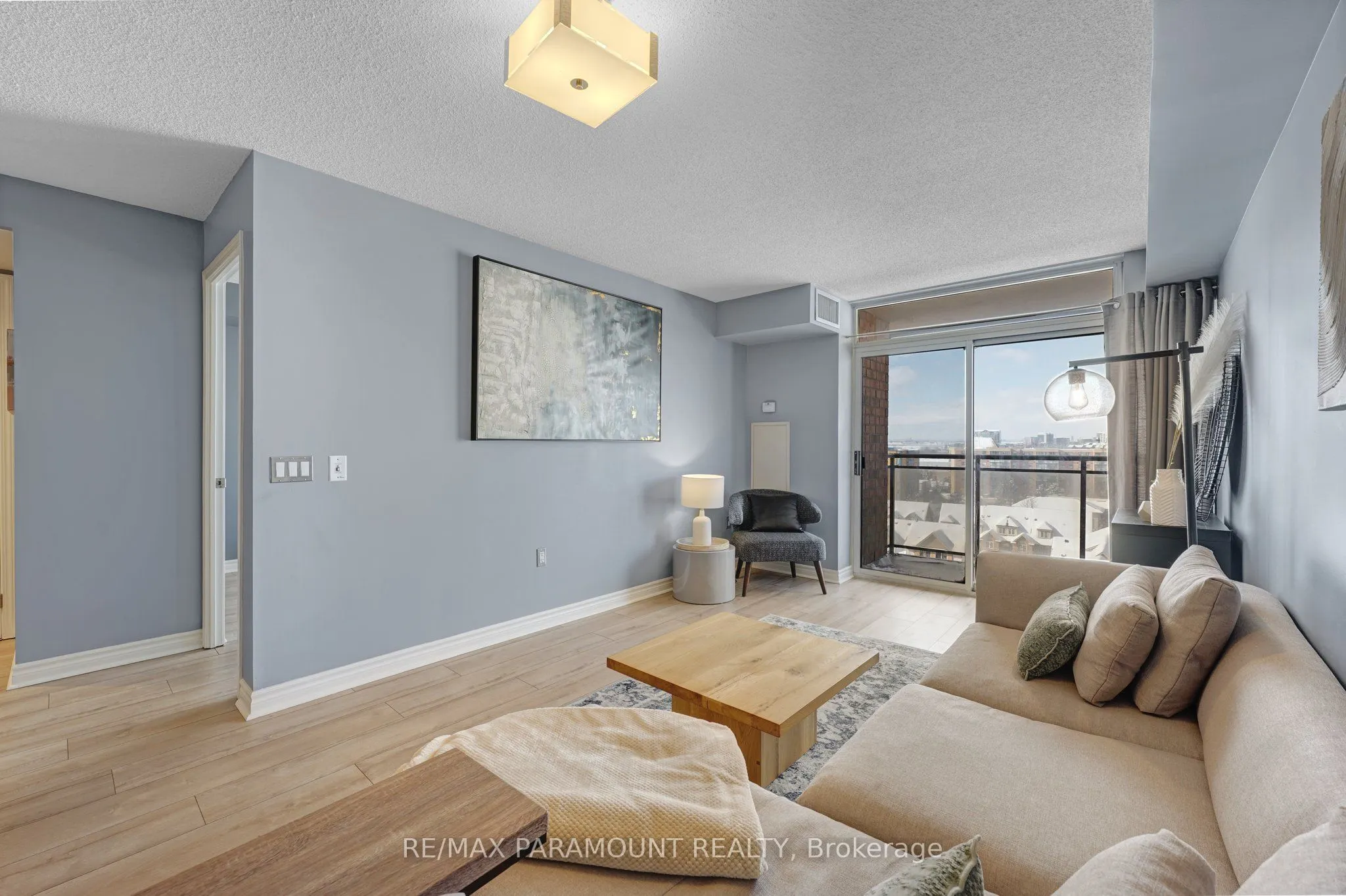 55 Strathaven Drive, #912