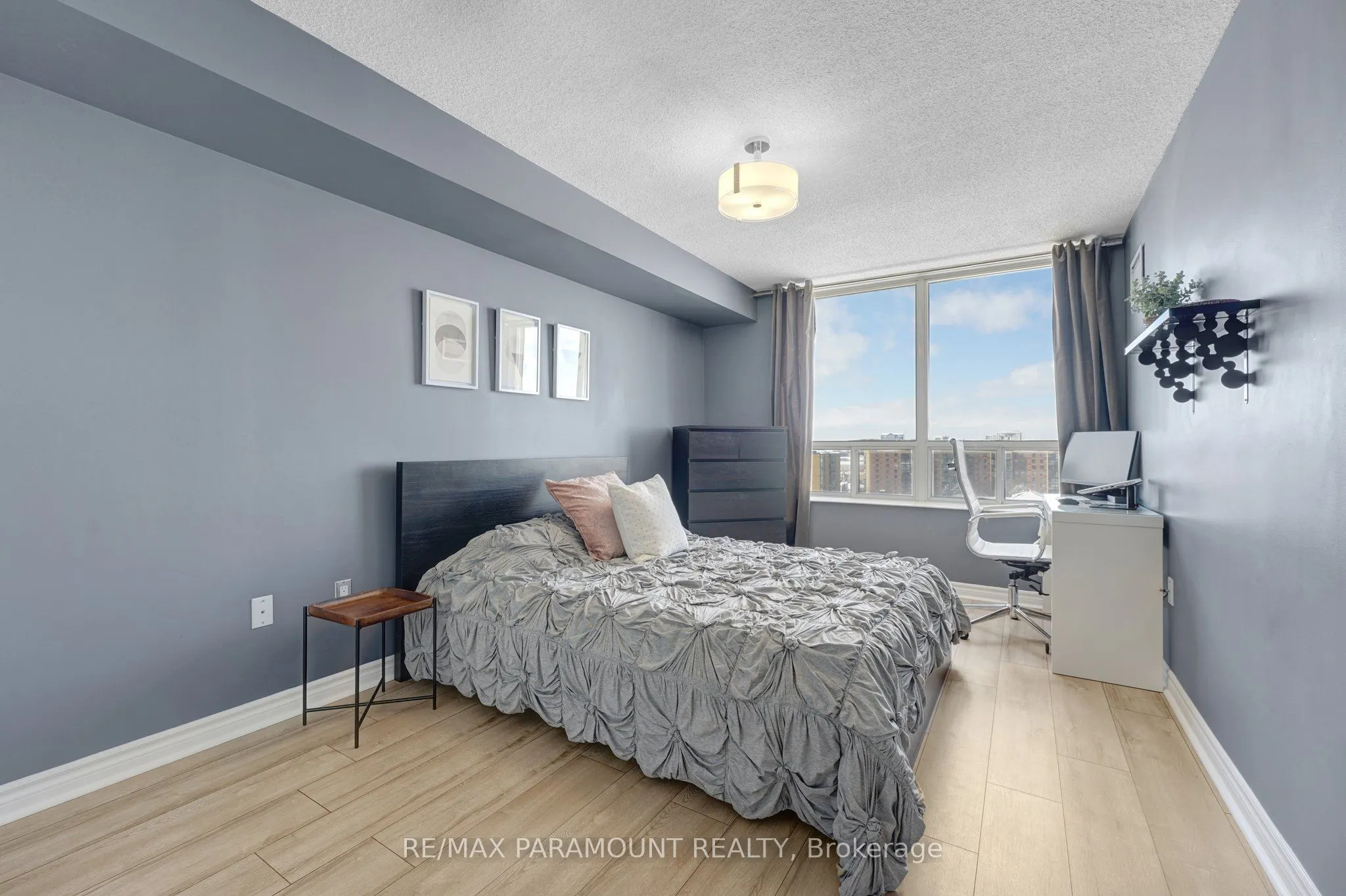 55 Strathaven Drive, #912