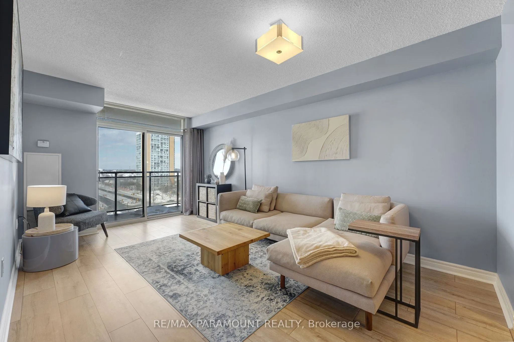 55 Strathaven Drive, #912