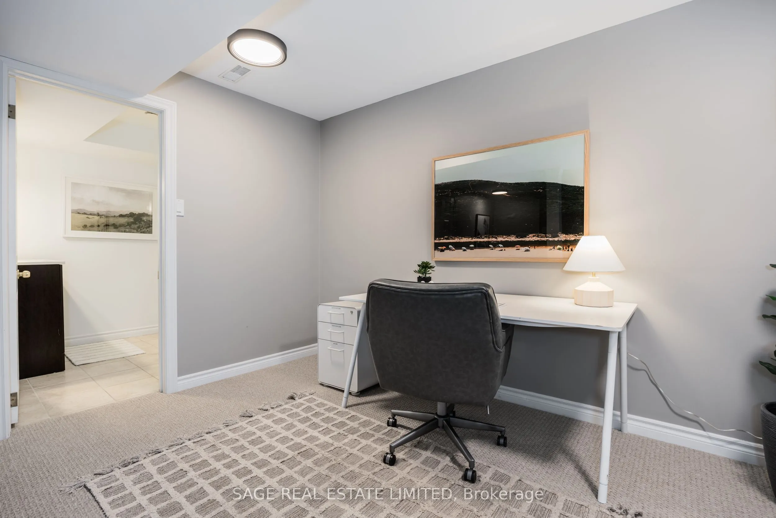 2555 Thomas Street, #85