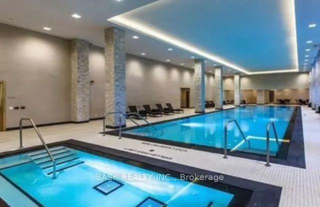2220 Lake Shore Boulevard W, #406