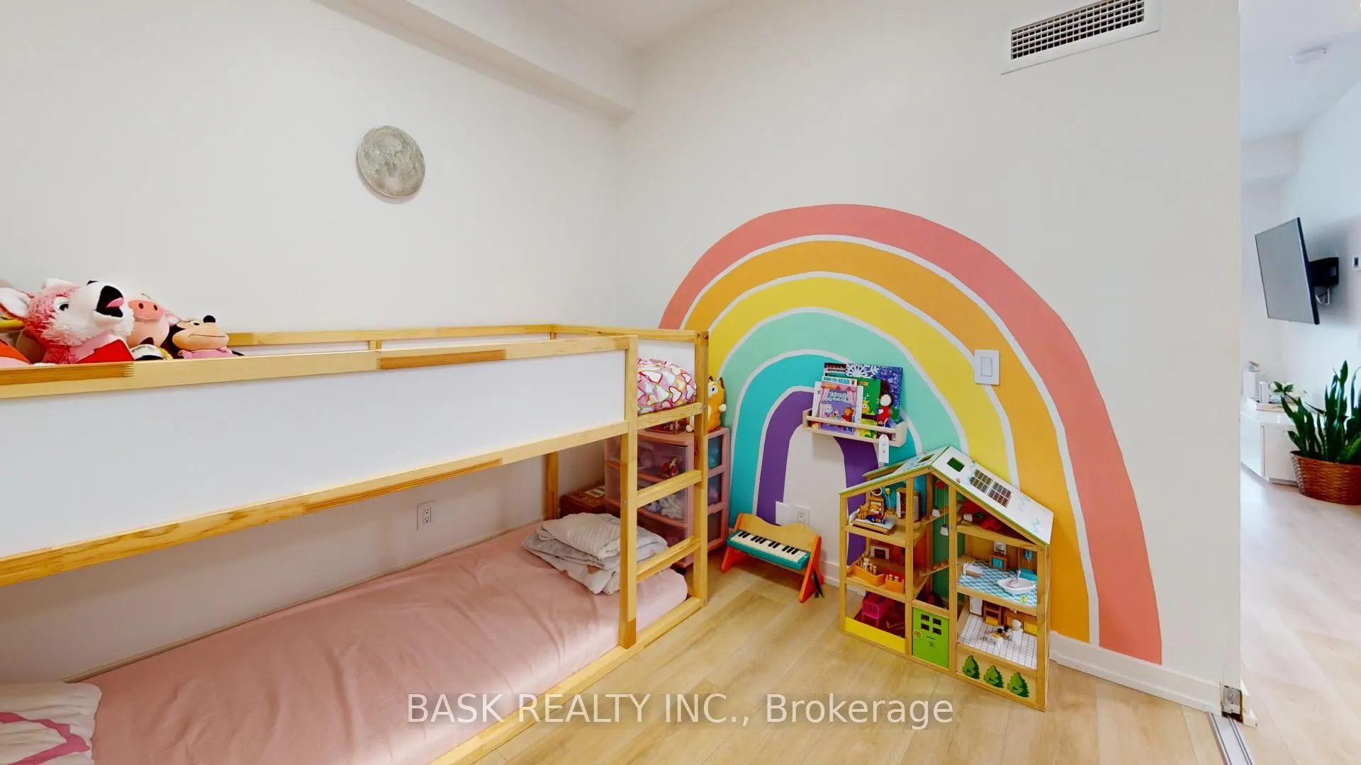 2220 Lake Shore Boulevard W, #406