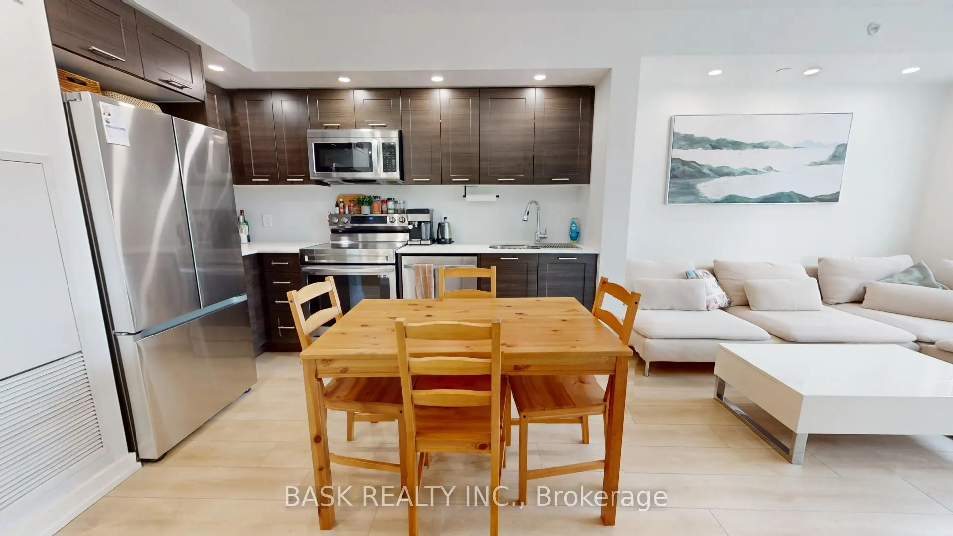 2220 Lake Shore Boulevard W, #406
