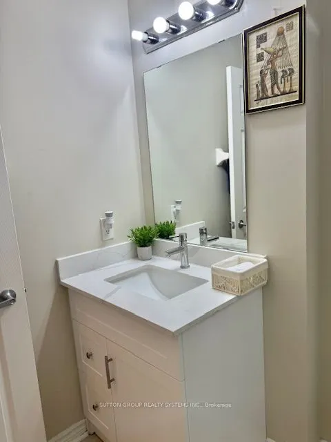 388 Prince of Wales Drive, #1401