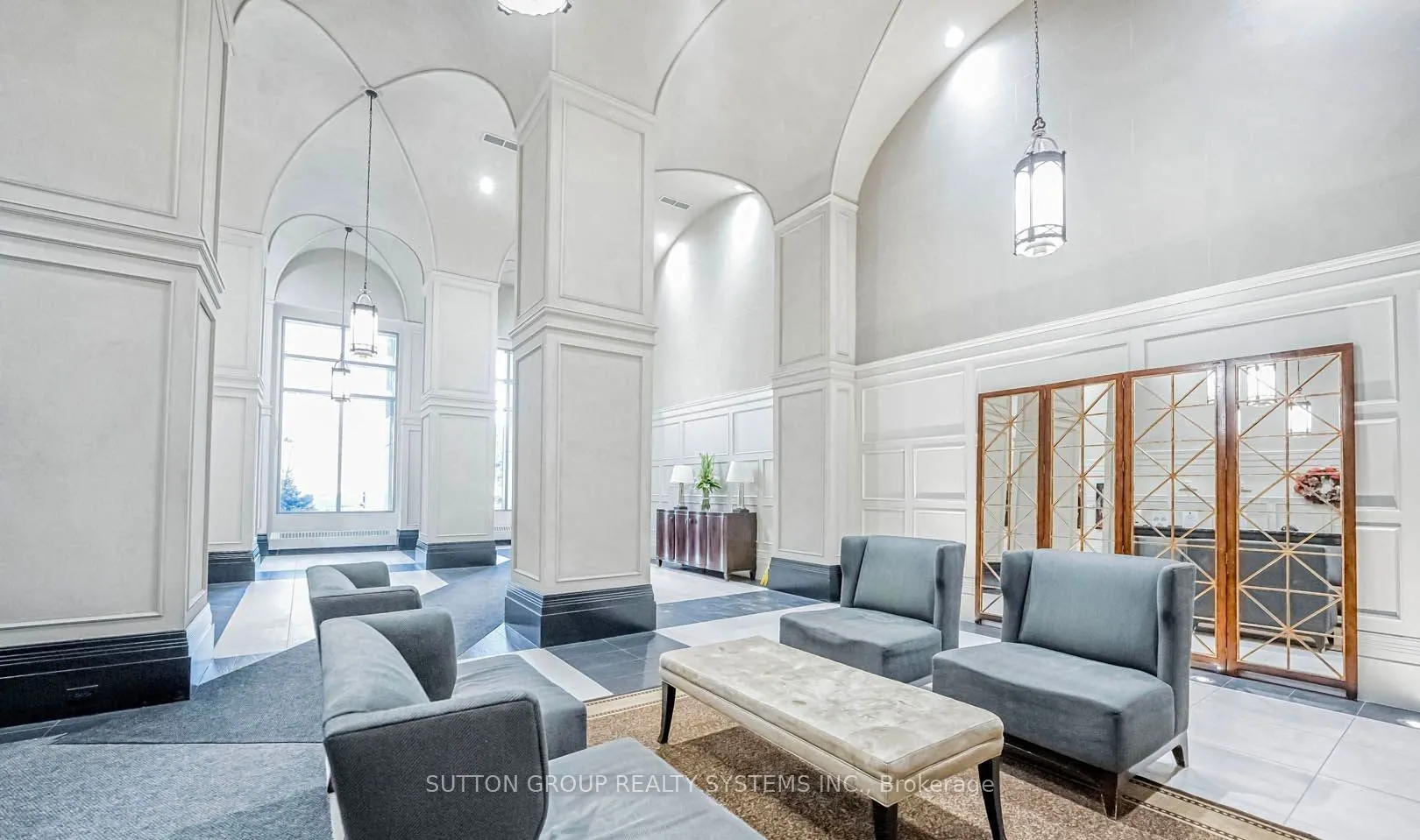 388 Prince of Wales Drive, #1401