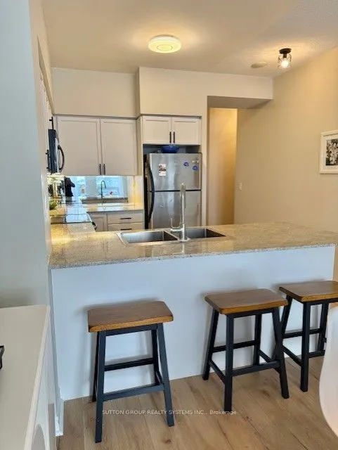388 Prince of Wales Drive, #1401