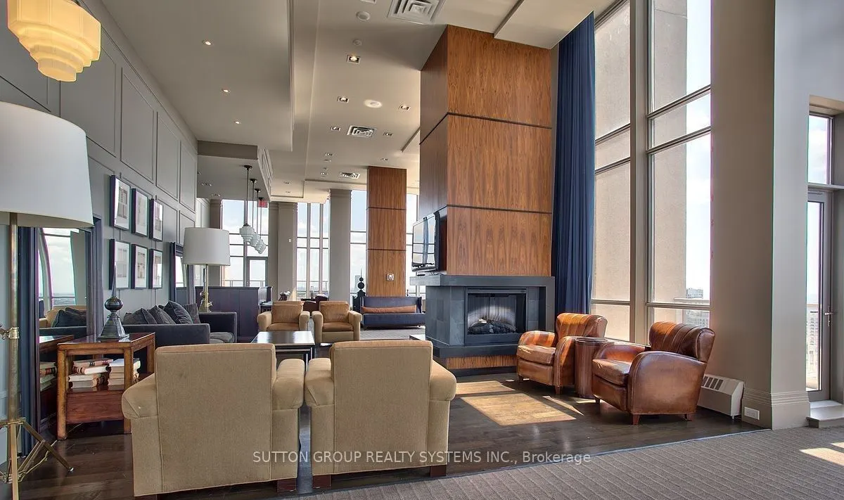 388 Prince of Wales Drive, #1401