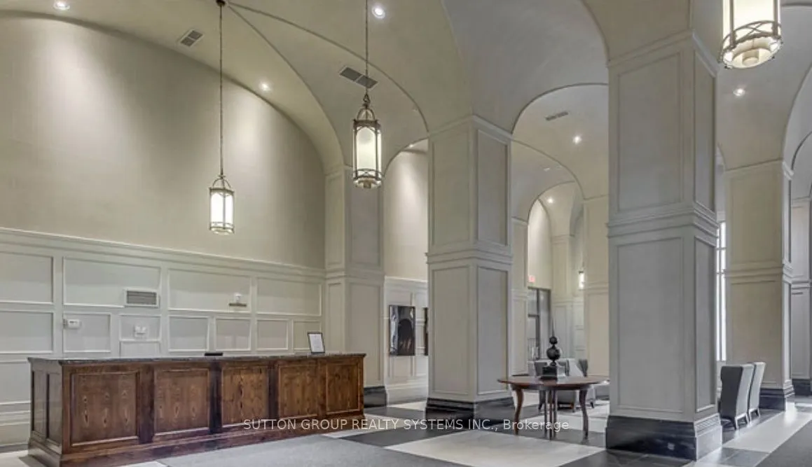 388 Prince of Wales Drive, #1401