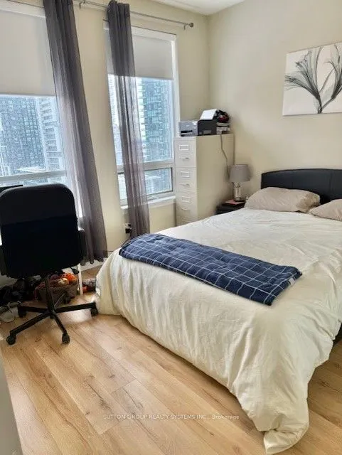 388 Prince of Wales Drive, #1401