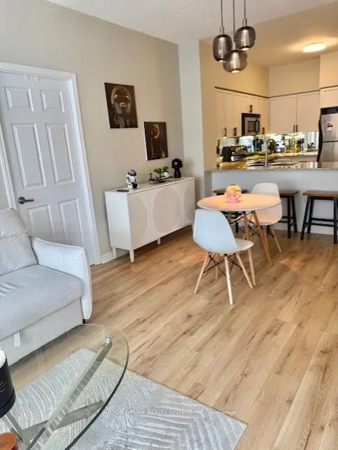 388 Prince of Wales Drive, #1401