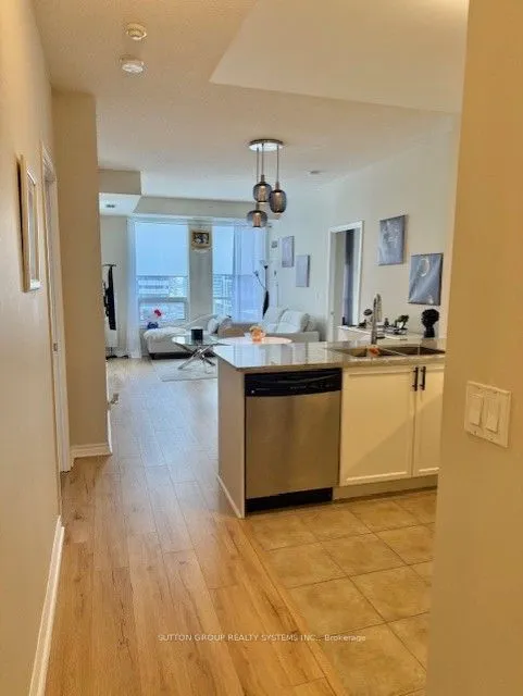 388 Prince of Wales Drive, #1401