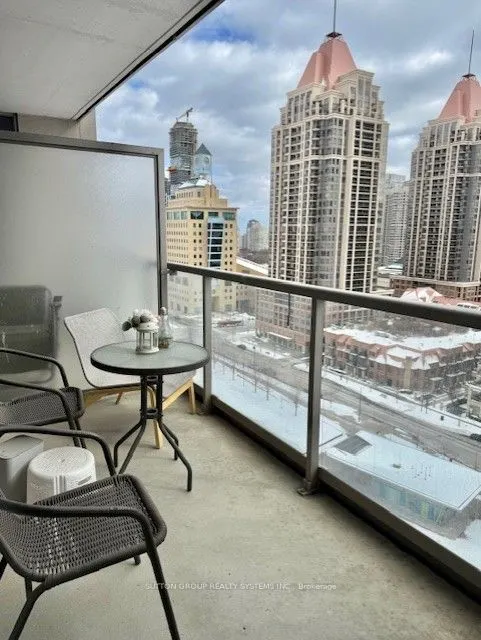 388 Prince of Wales Drive, #1401