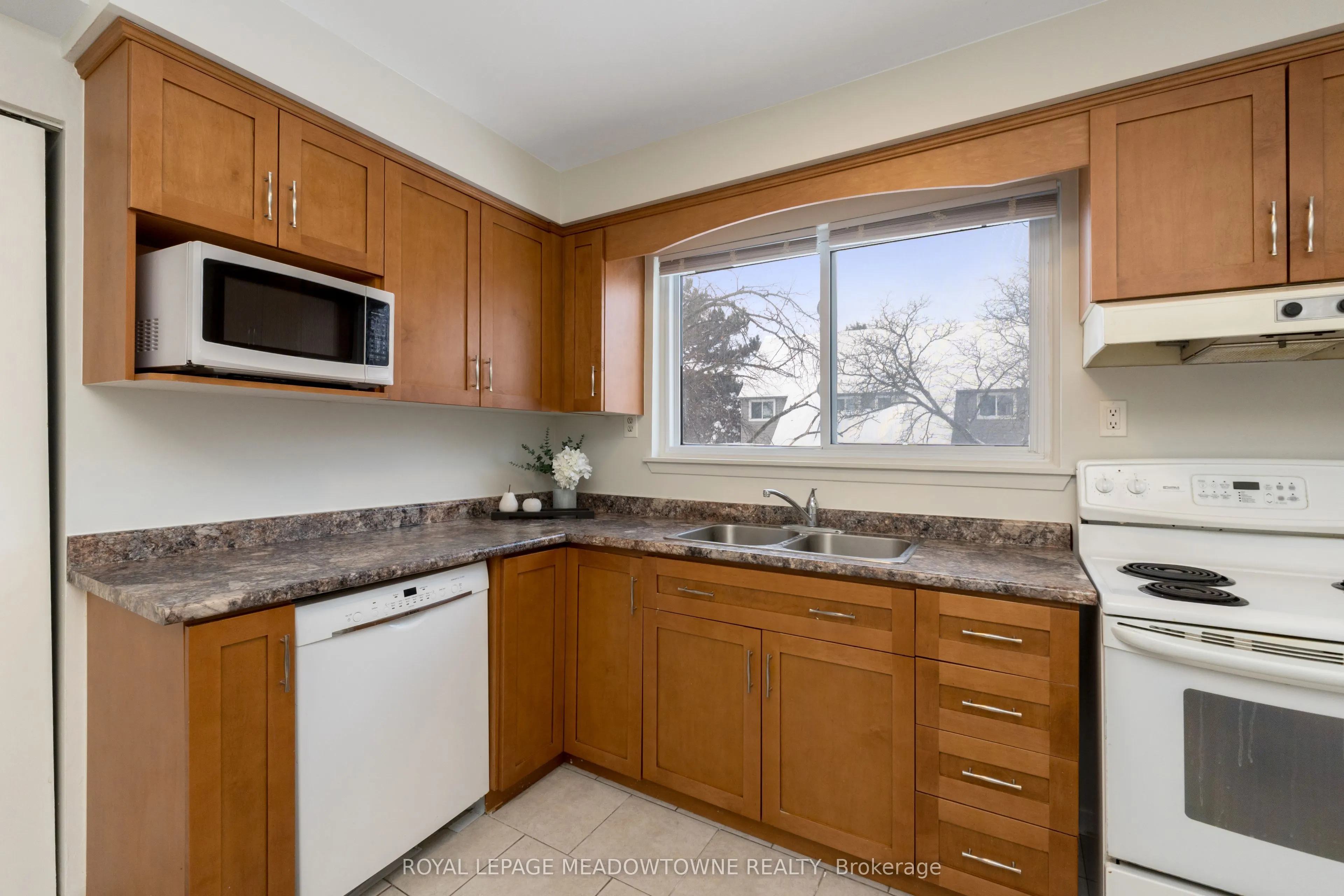 46 Tara Park Crescent, #46