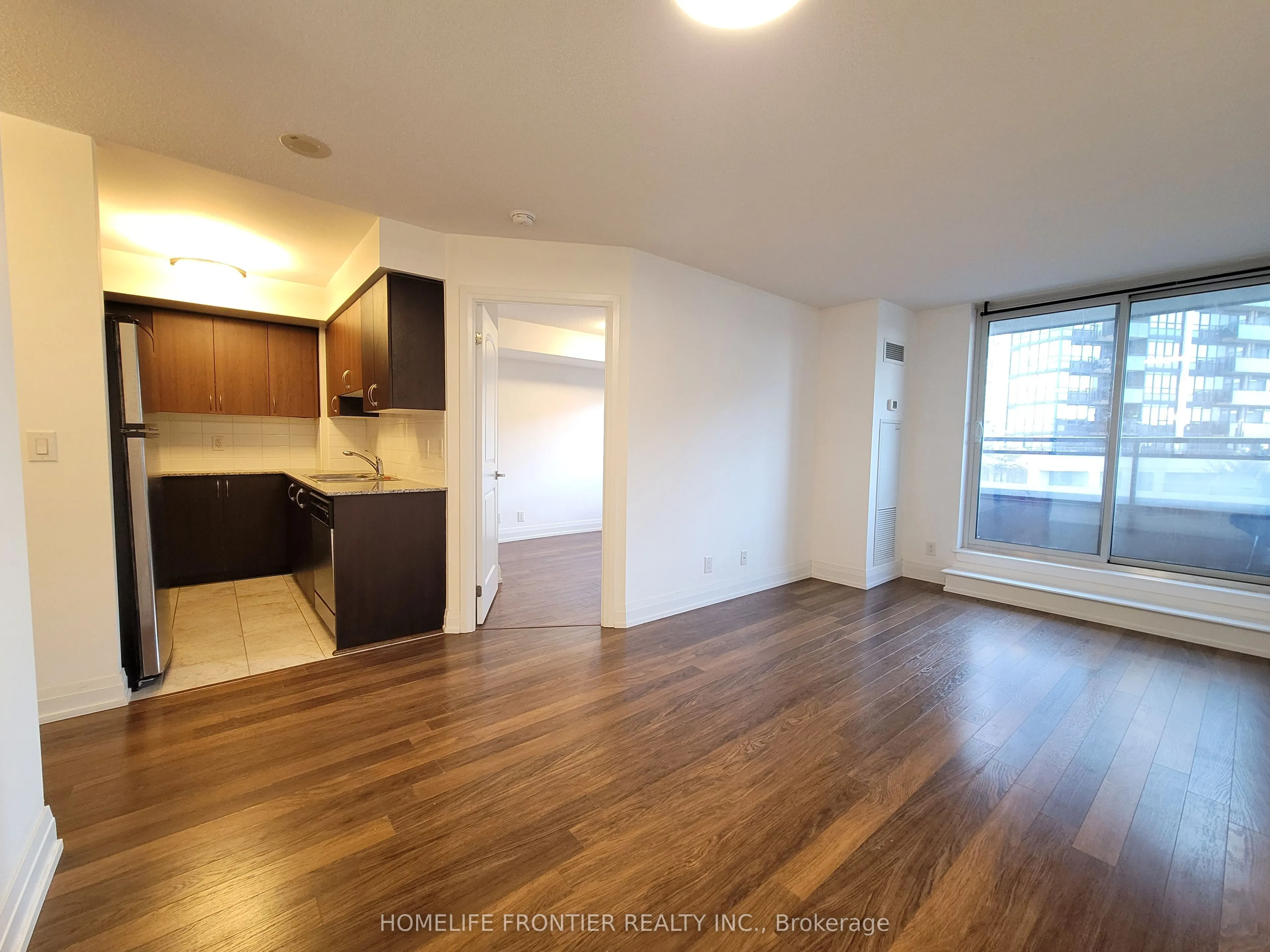 1060 Sheppard Avenue W, #403