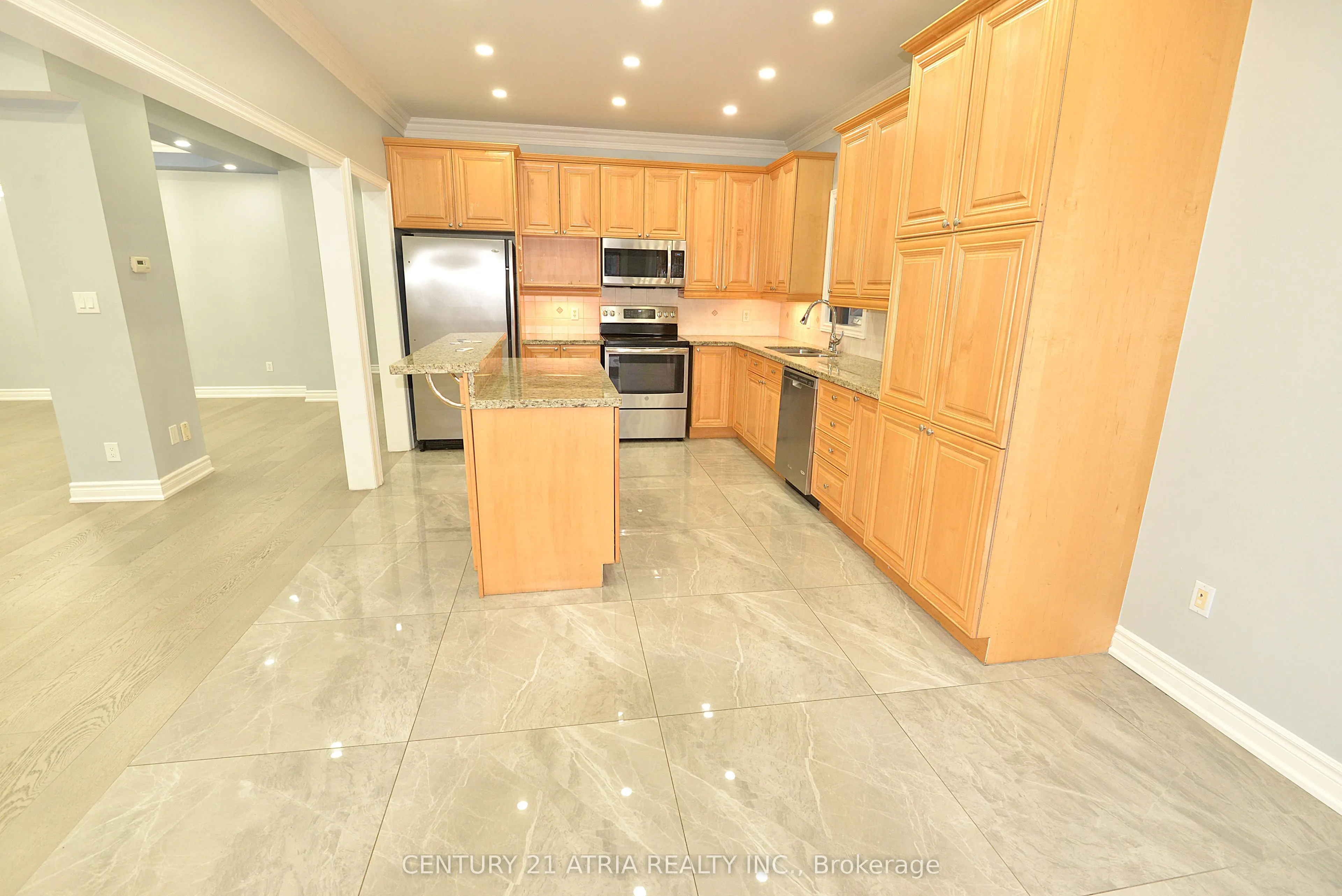 1093 Lamplight Way