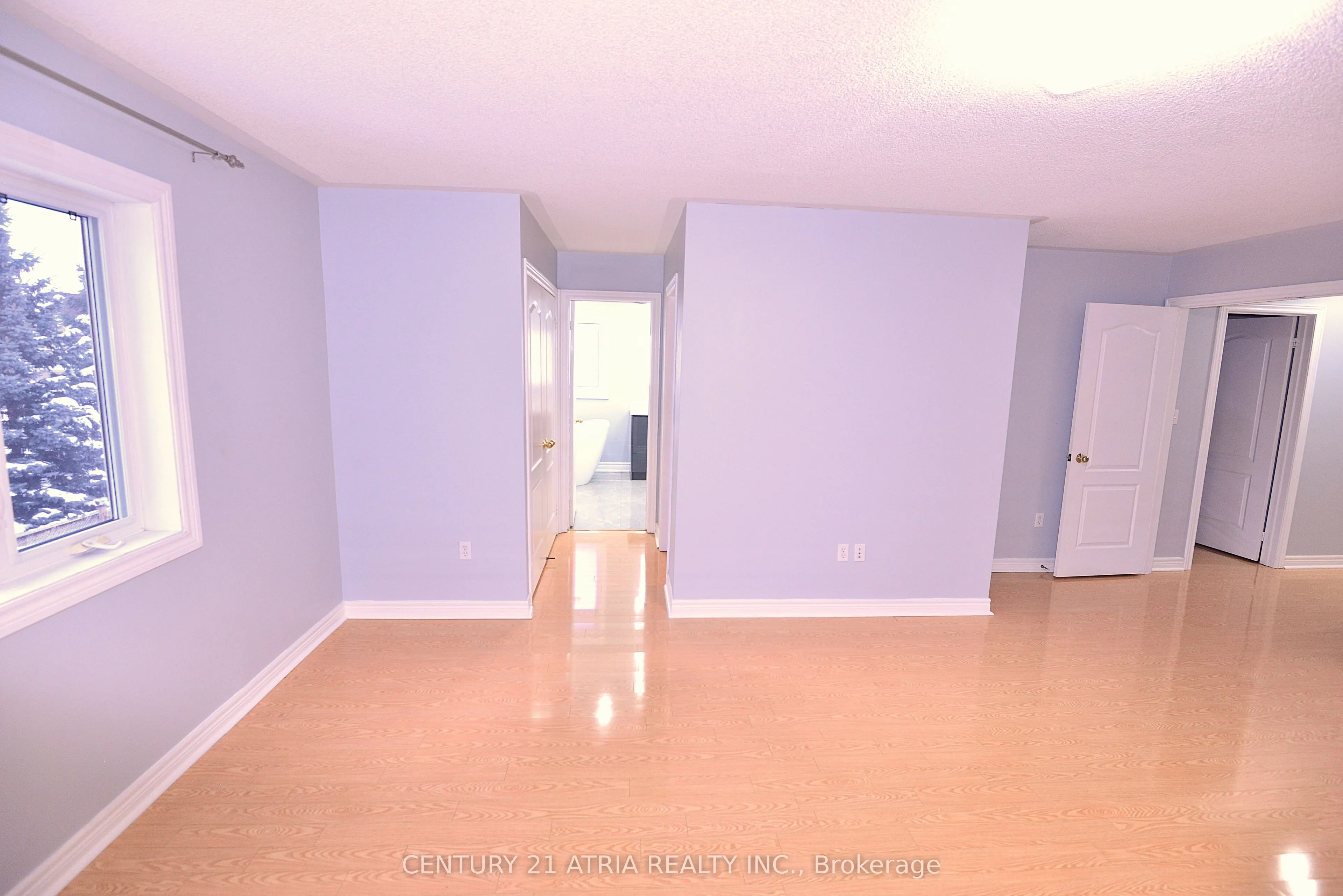 1093 Lamplight Way