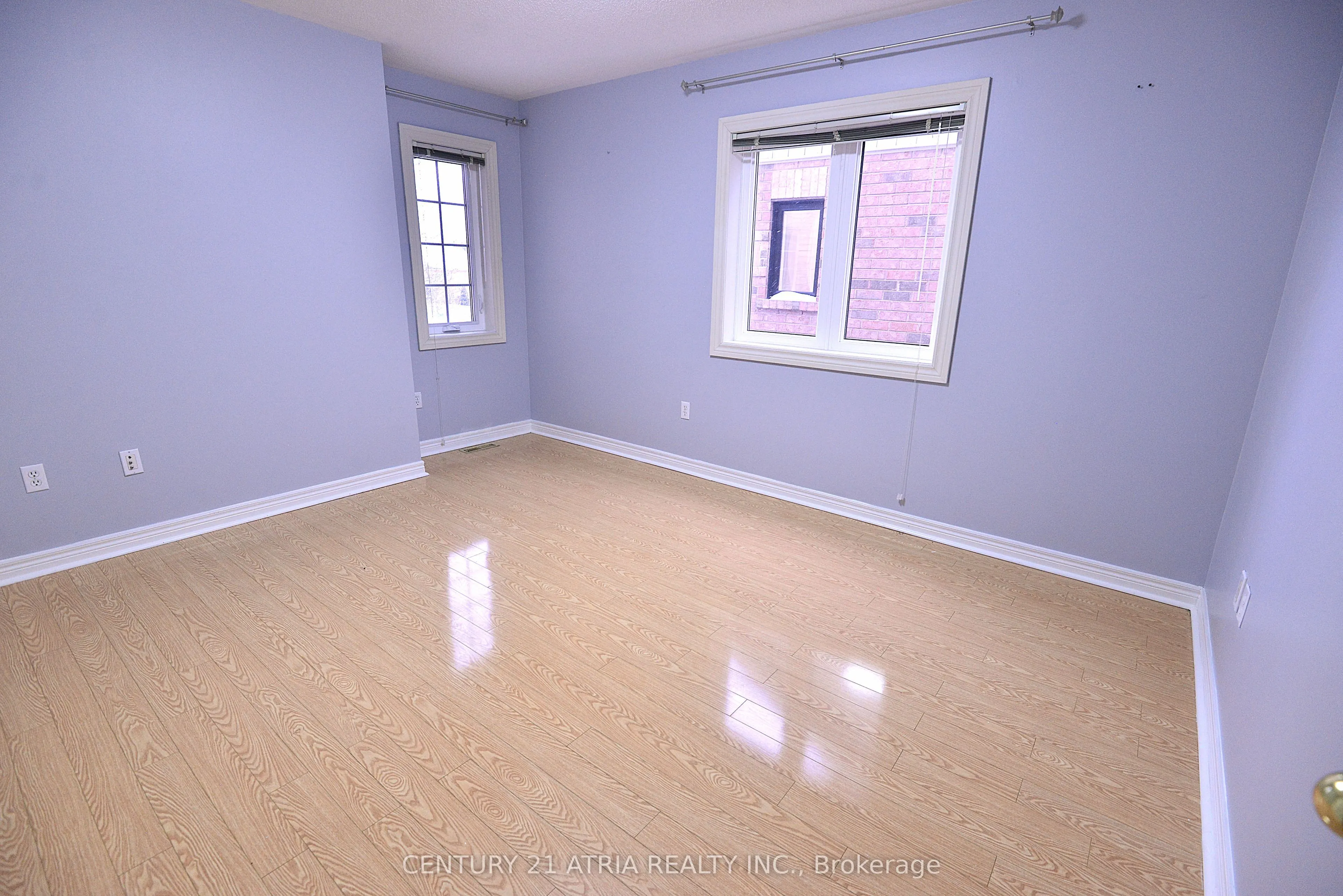1093 Lamplight Way