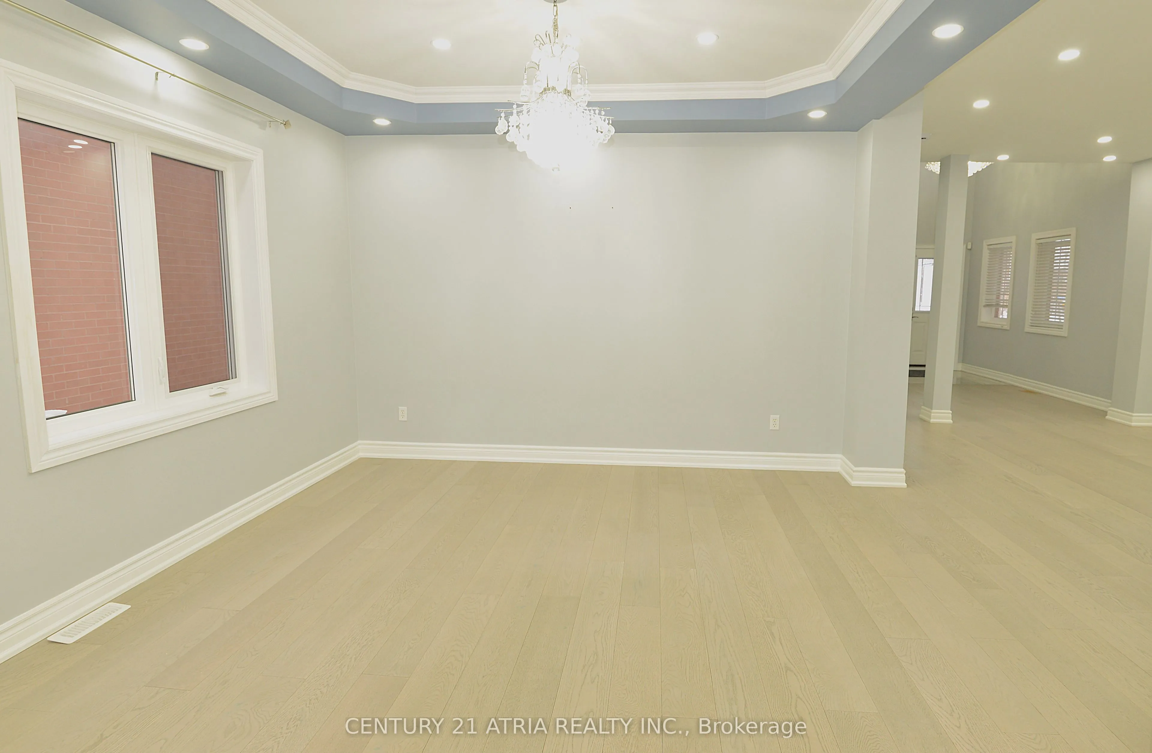 1093 Lamplight Way