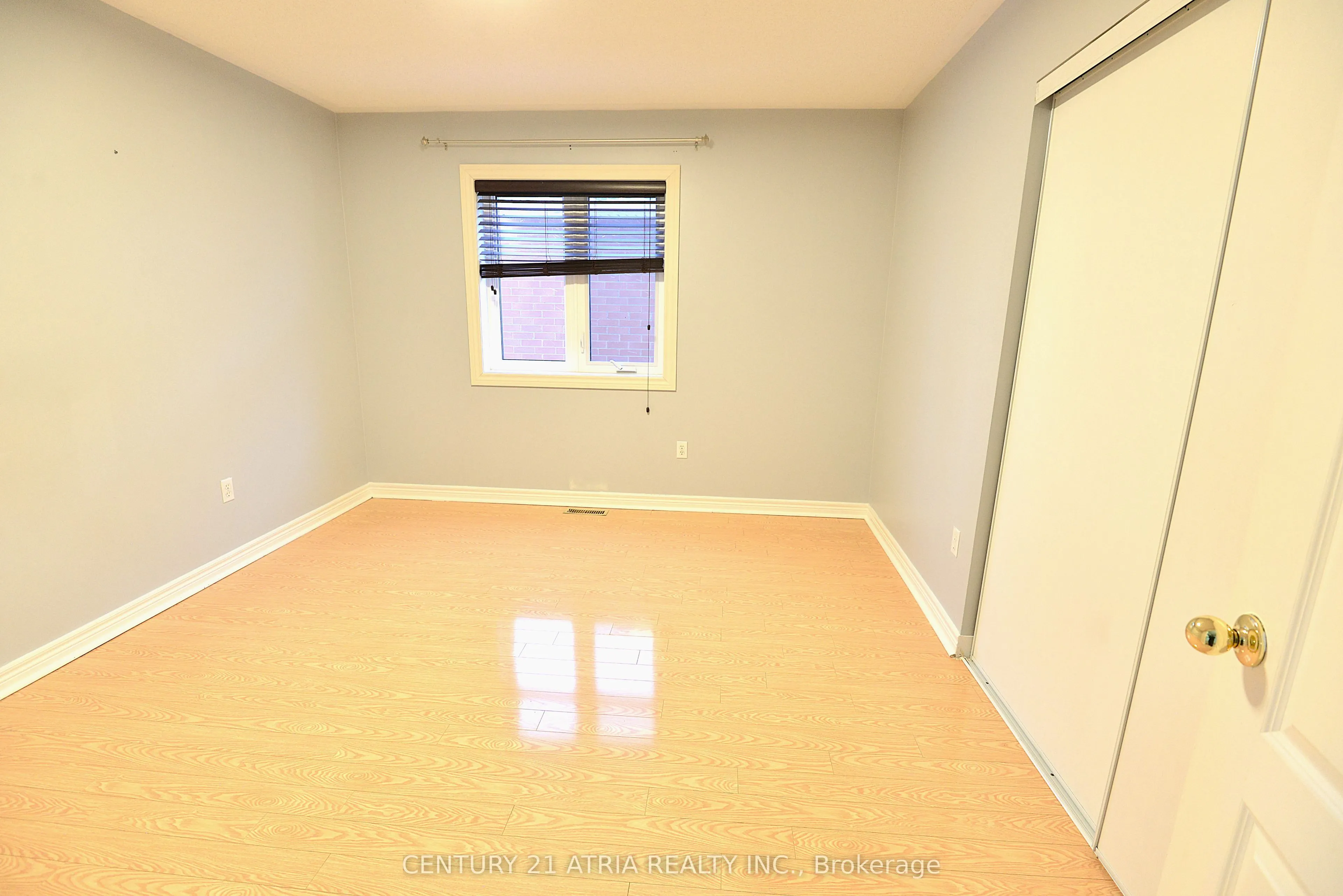 1093 Lamplight Way