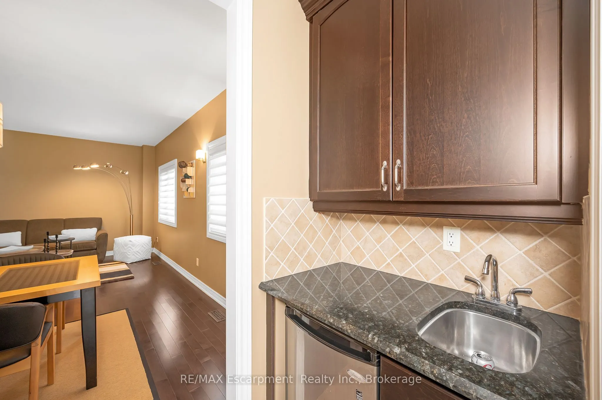 2360 Colonel William Parkway
