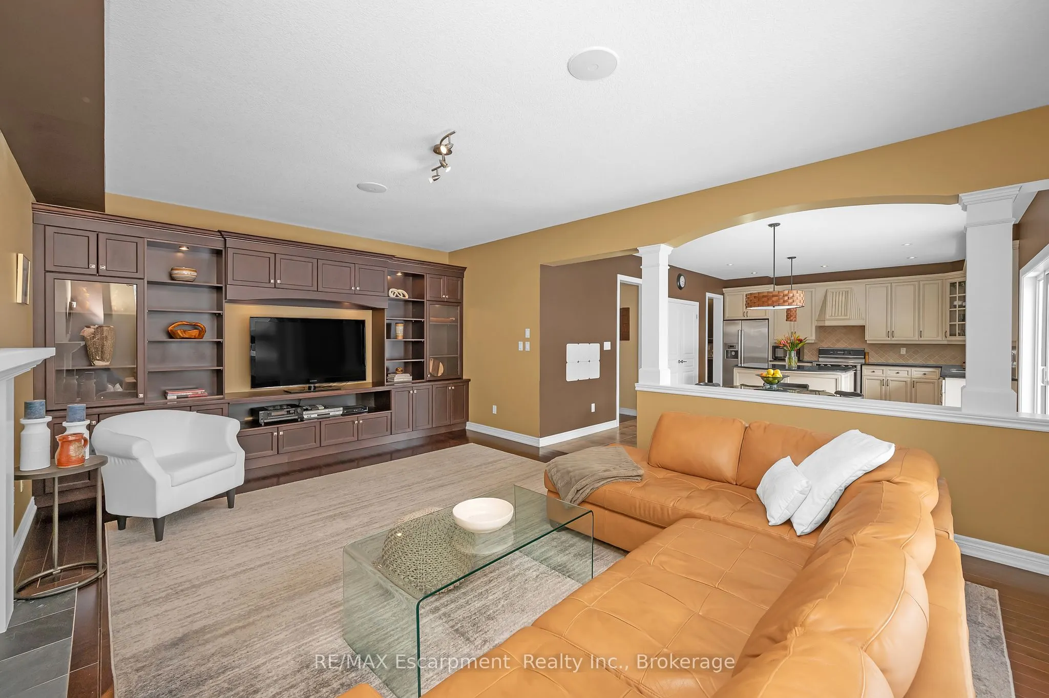 2360 Colonel William Parkway